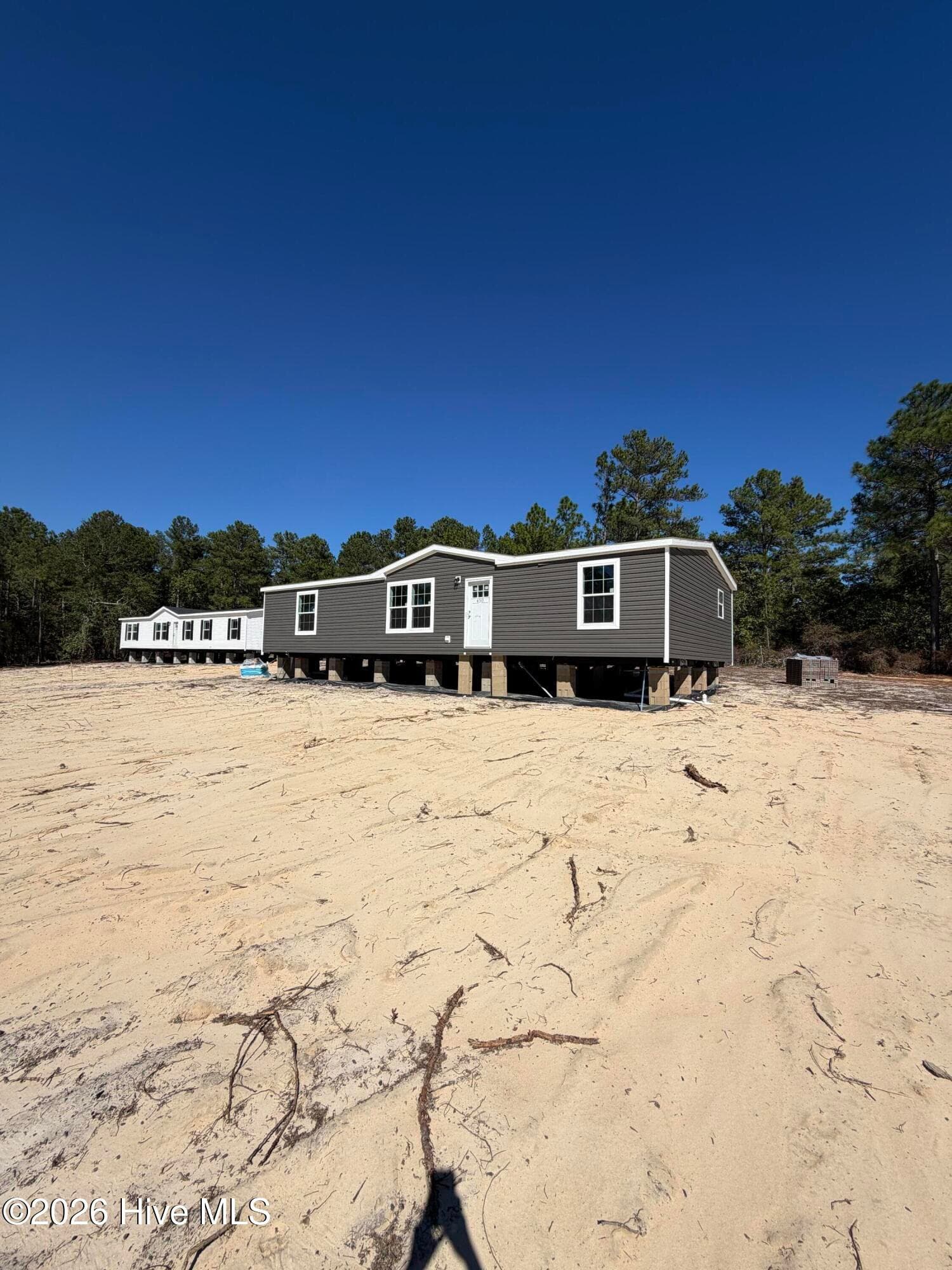 Manufactured Home at 450 Mt Zion Road, Trenton, SC 29847, photo 4 of 26