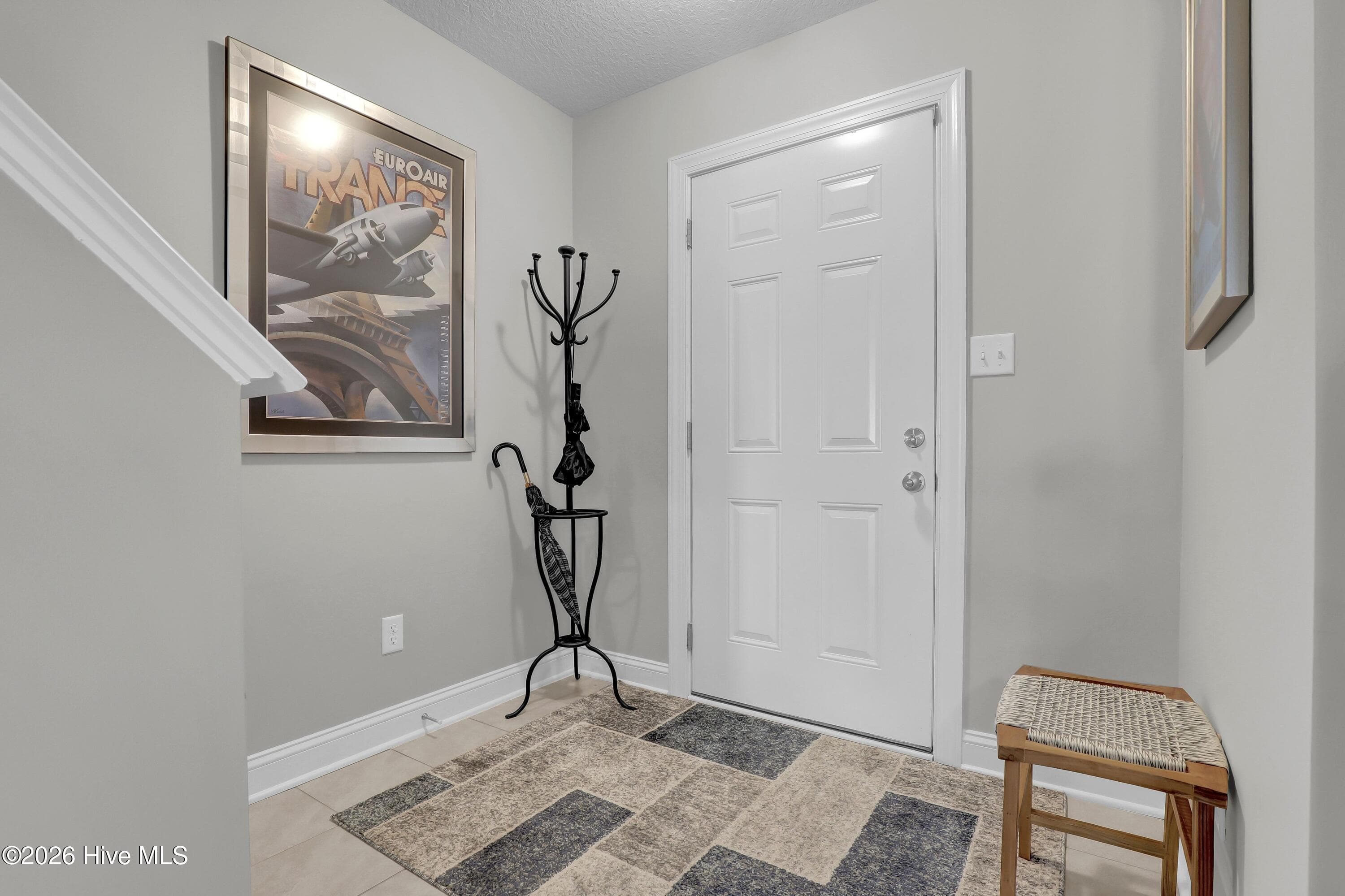 Townhouse at 123 W Murrow Lane, Jacksonville, NC 28546, photo 3 of 25