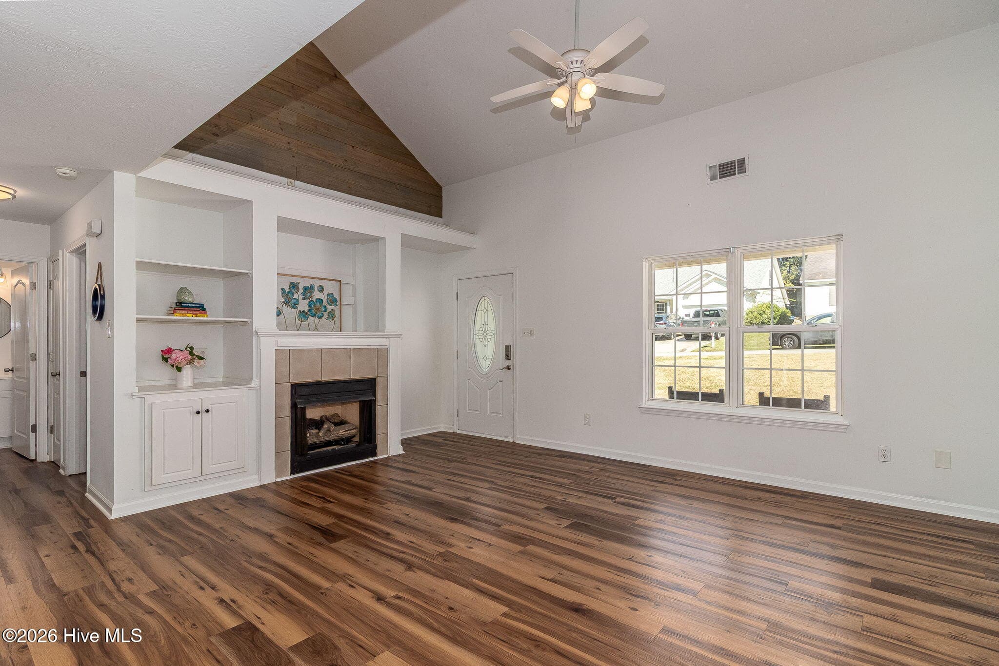 Single Family Residence at 1975 Shoreline Drive, Grovetown, GA 30813, photo 5 of 31