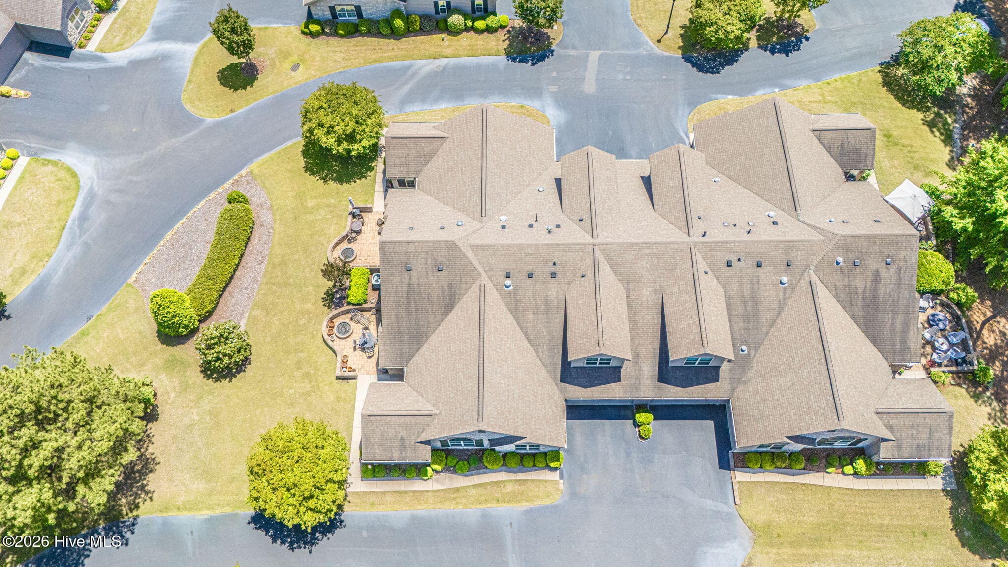 Townhouse at 107 W Chelsea Court, Southern Pines, NC 28387, photo 34 of 37