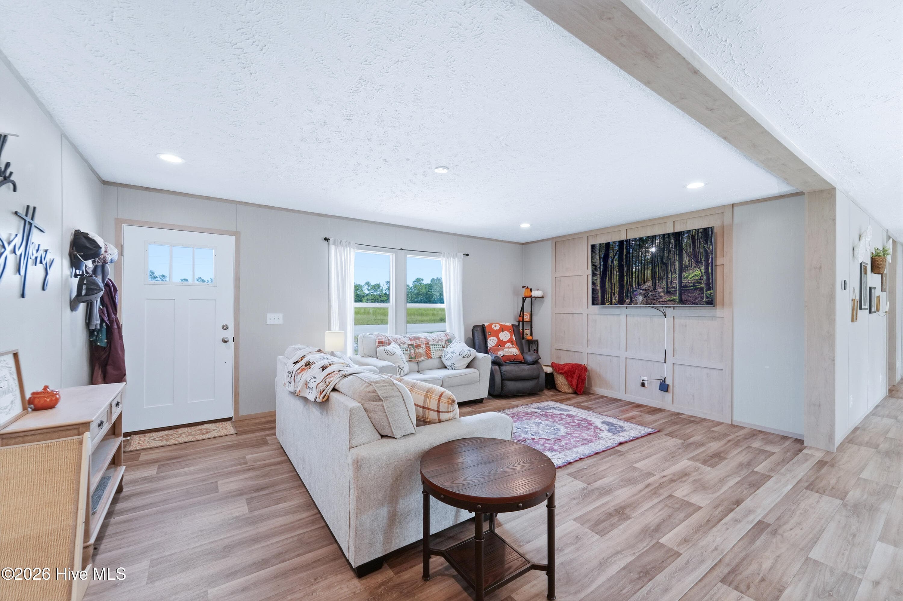LIVING ROOM - 856 Old 30 Road, Jacksonville, NC 28546