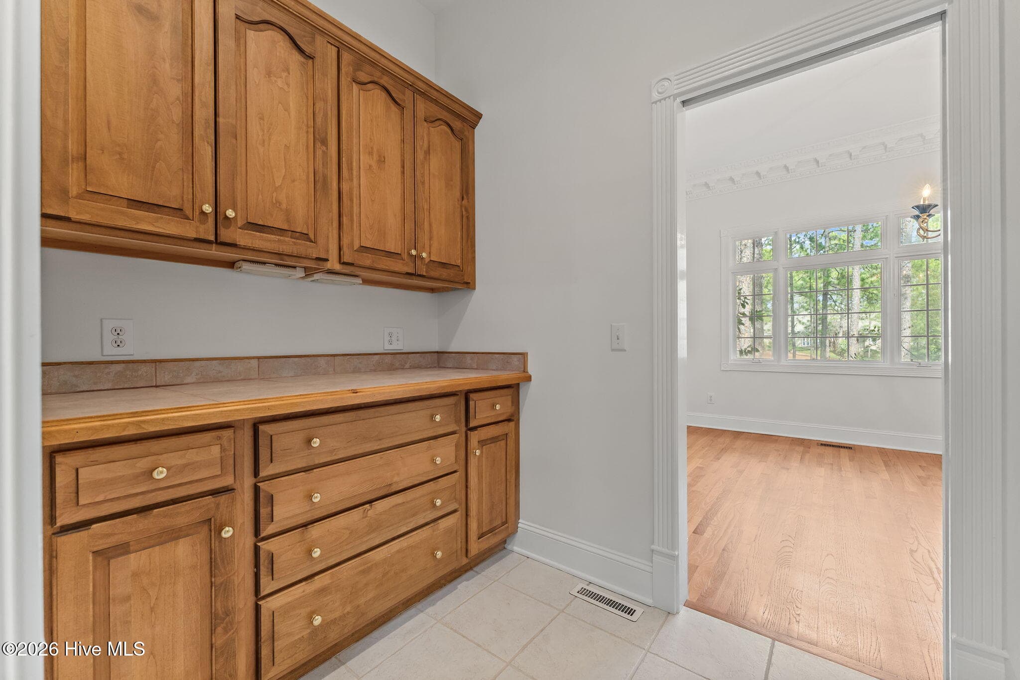 Butler's pantry. - 22 Lochmere Drive, Pinehurst, NC 28374