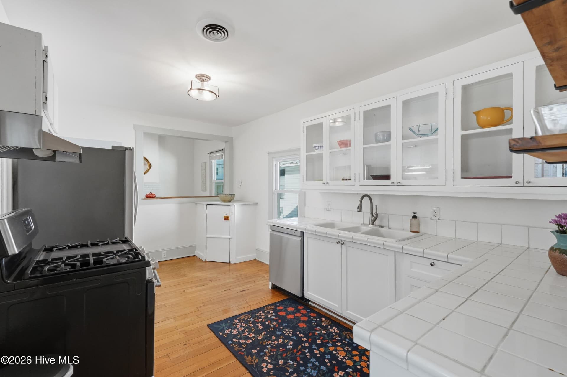 Single Family Residence at 619 S 6th Street, Wilmington, NC 28401, photo 15 of 54