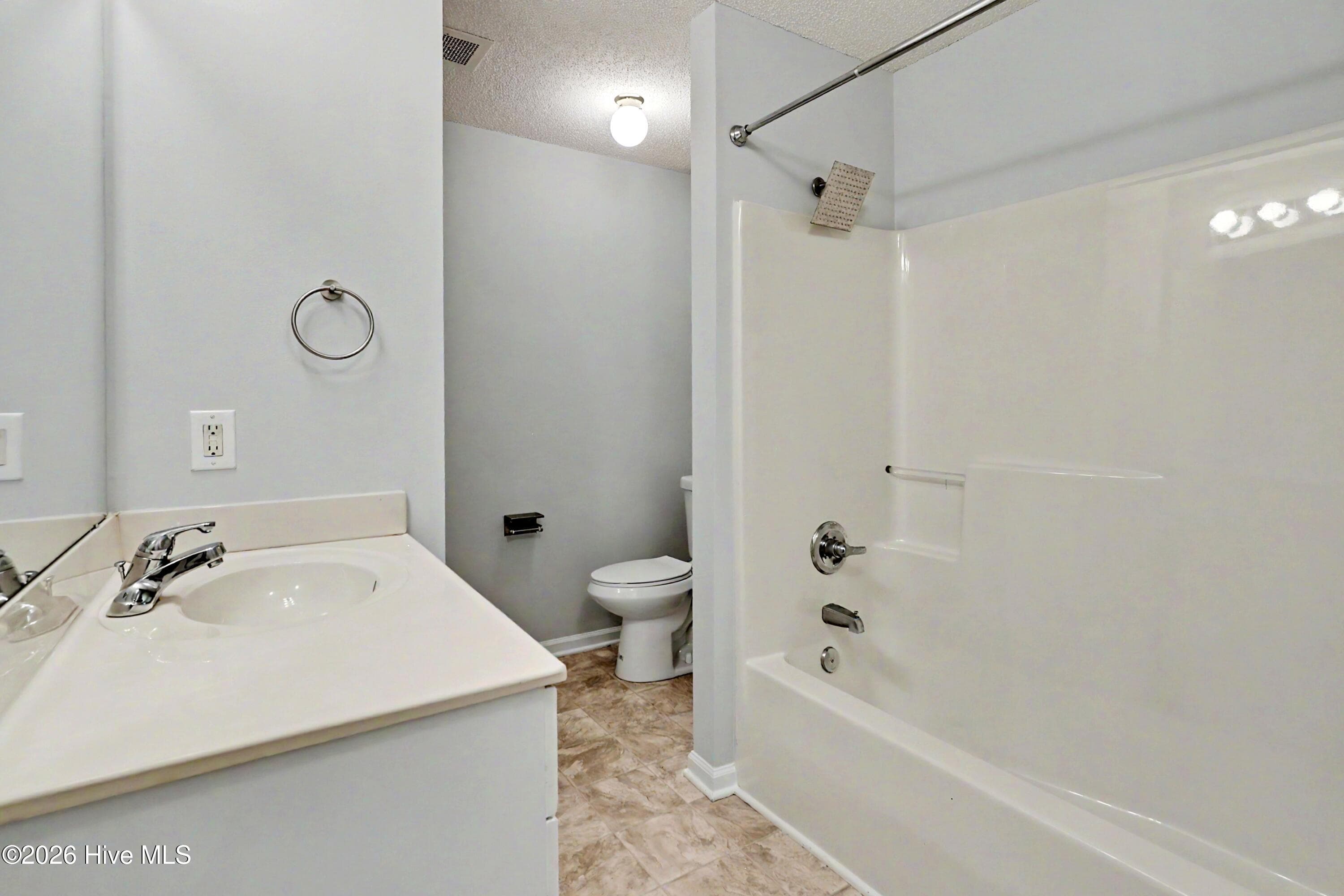 Condominium at 4140 Breezewood Drive Unit 104, Wilmington, NC 28412, photo 23 of 38