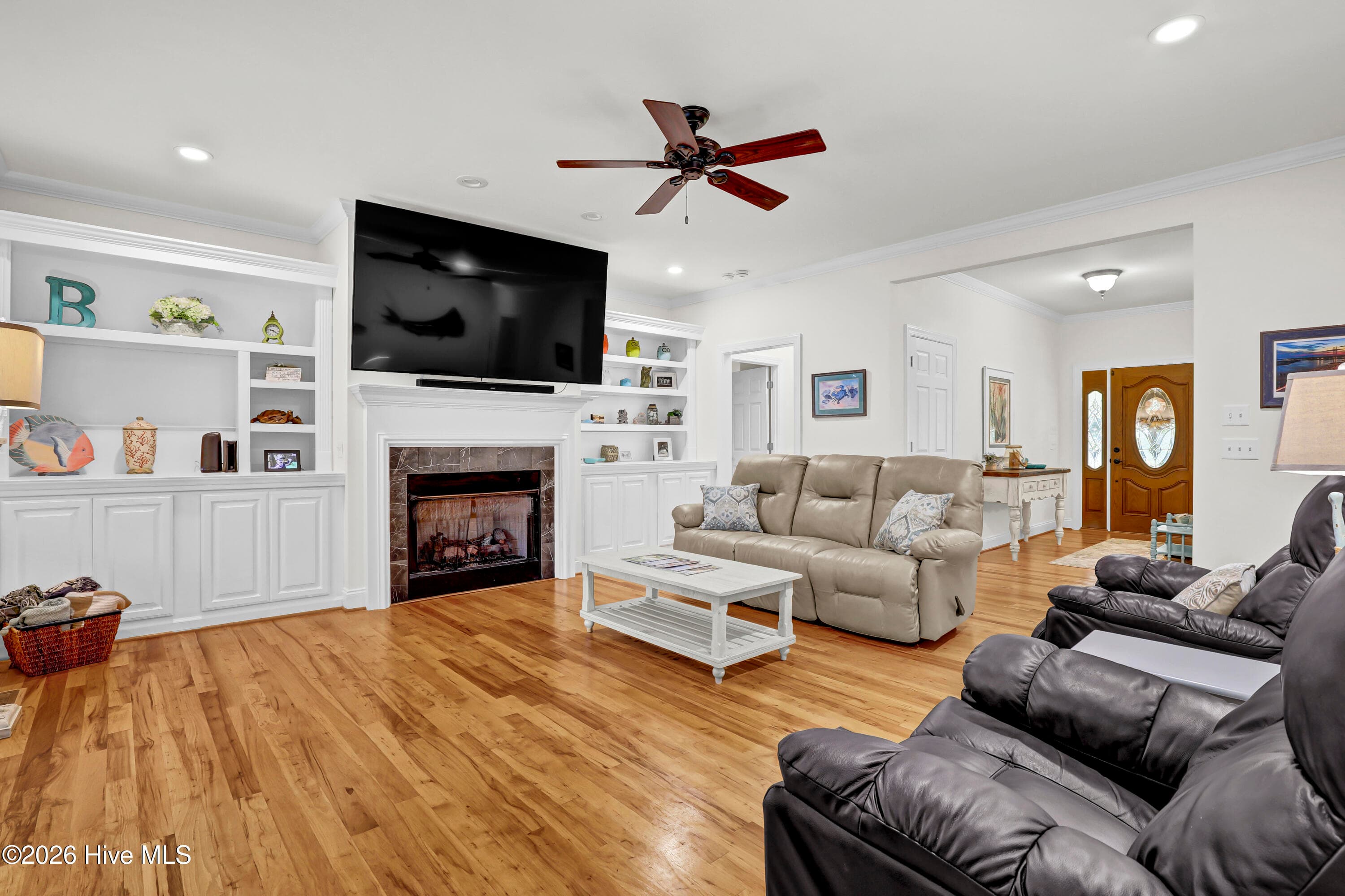 Single Family Residence at 302 Pecan Court, Hampstead, NC 28443, photo 15 of 46