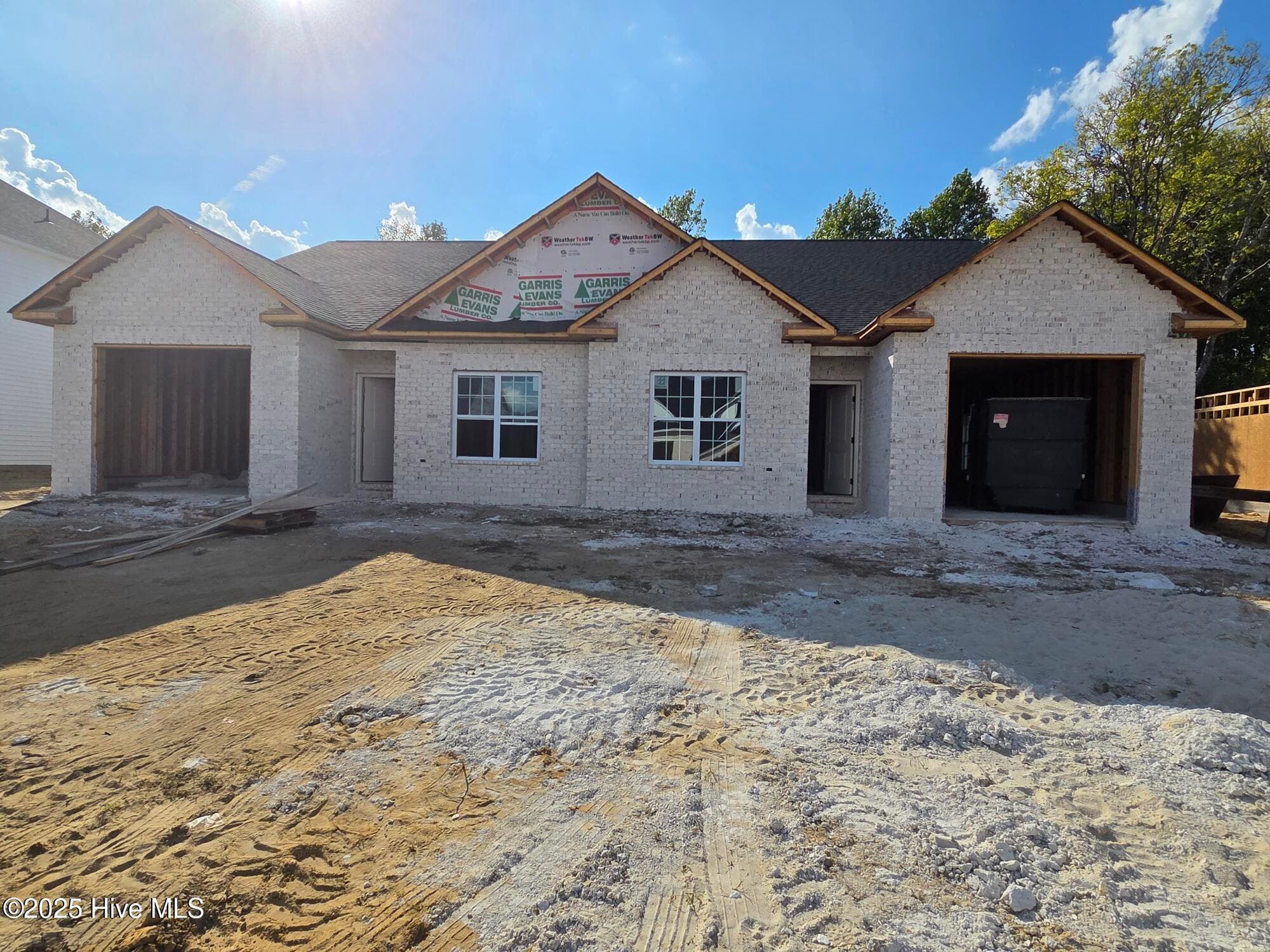 Townhouse at 2020 Dartford Drive B, Greenville, NC 27834, photo 3 of 84