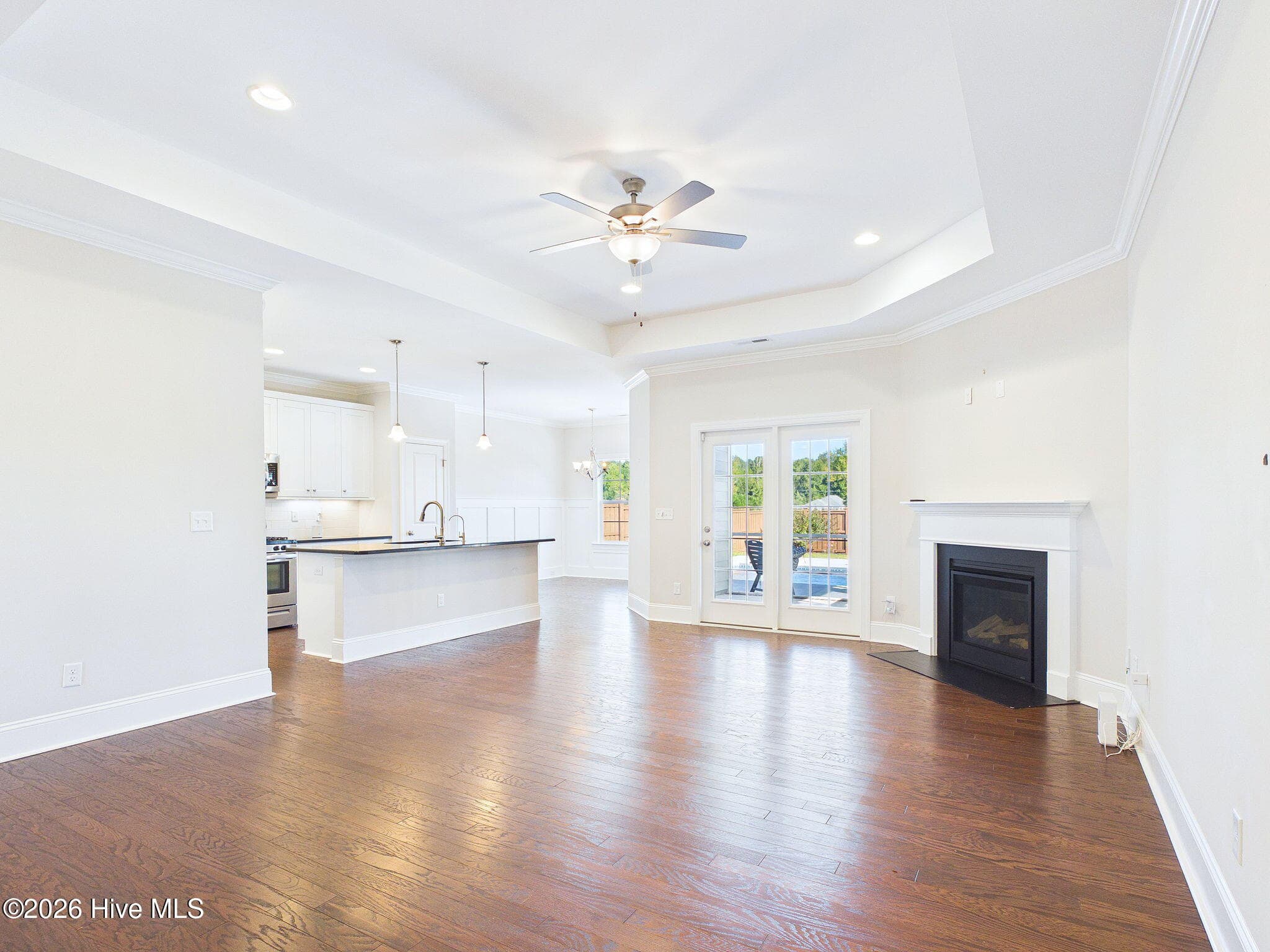 Single Family Residence at 2436 Lakeside Circle, Wilmington, NC 28401, photo 7 of 56