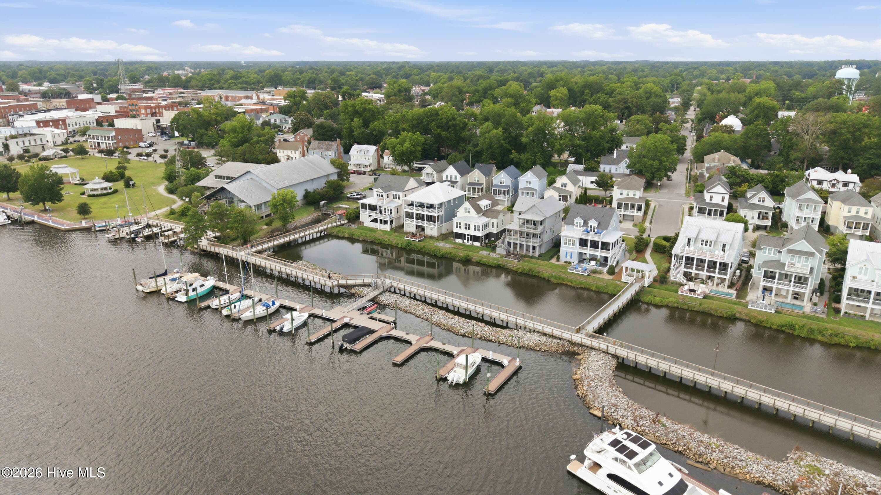 Dockaminium at 227 E Water Street Dock A, Washington, NC 27889, photo 4 of 4