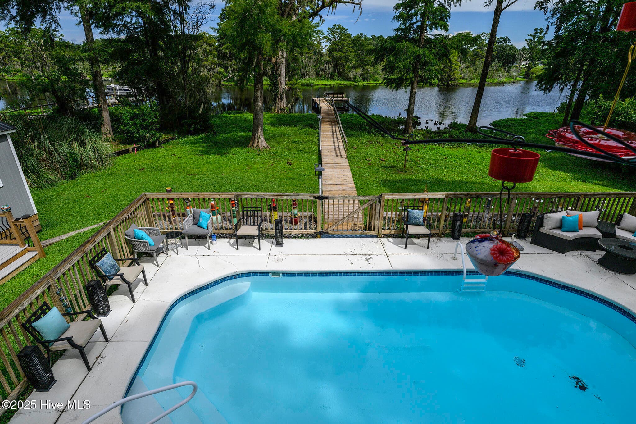 Single Family Residence at 210 Gangplank Road, New Bern, NC 28562, photo 68 of 86