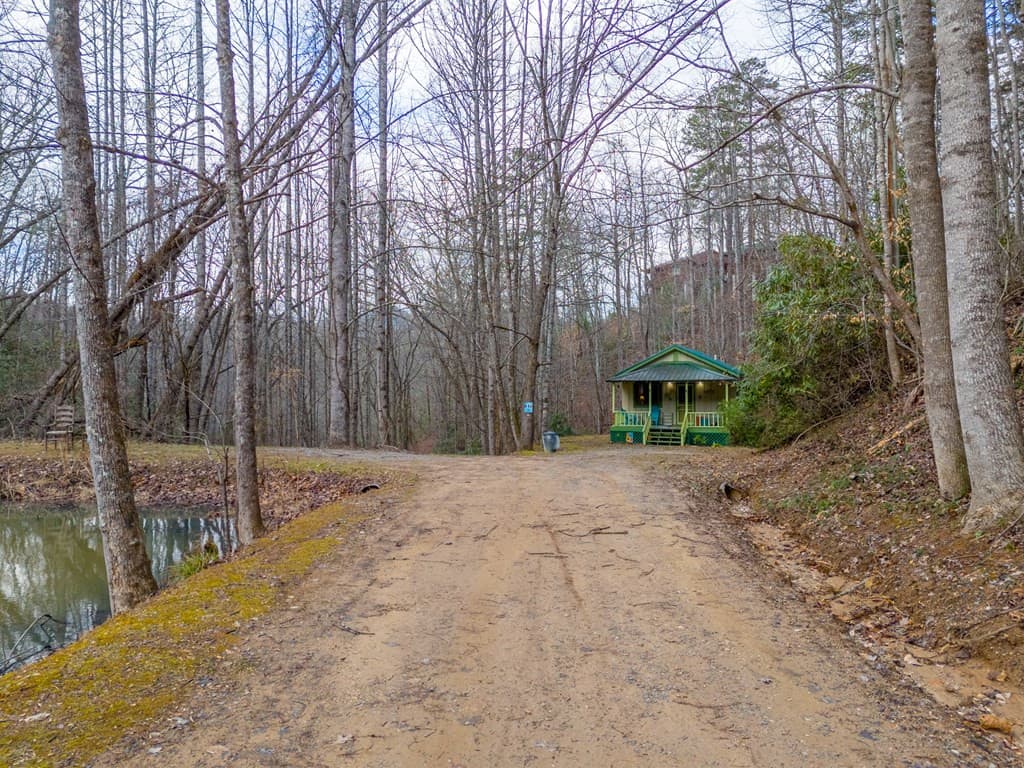 Residential at 180 Valley Lane, Bryson City, NC 28713, Bryson City, photo 78 of 82