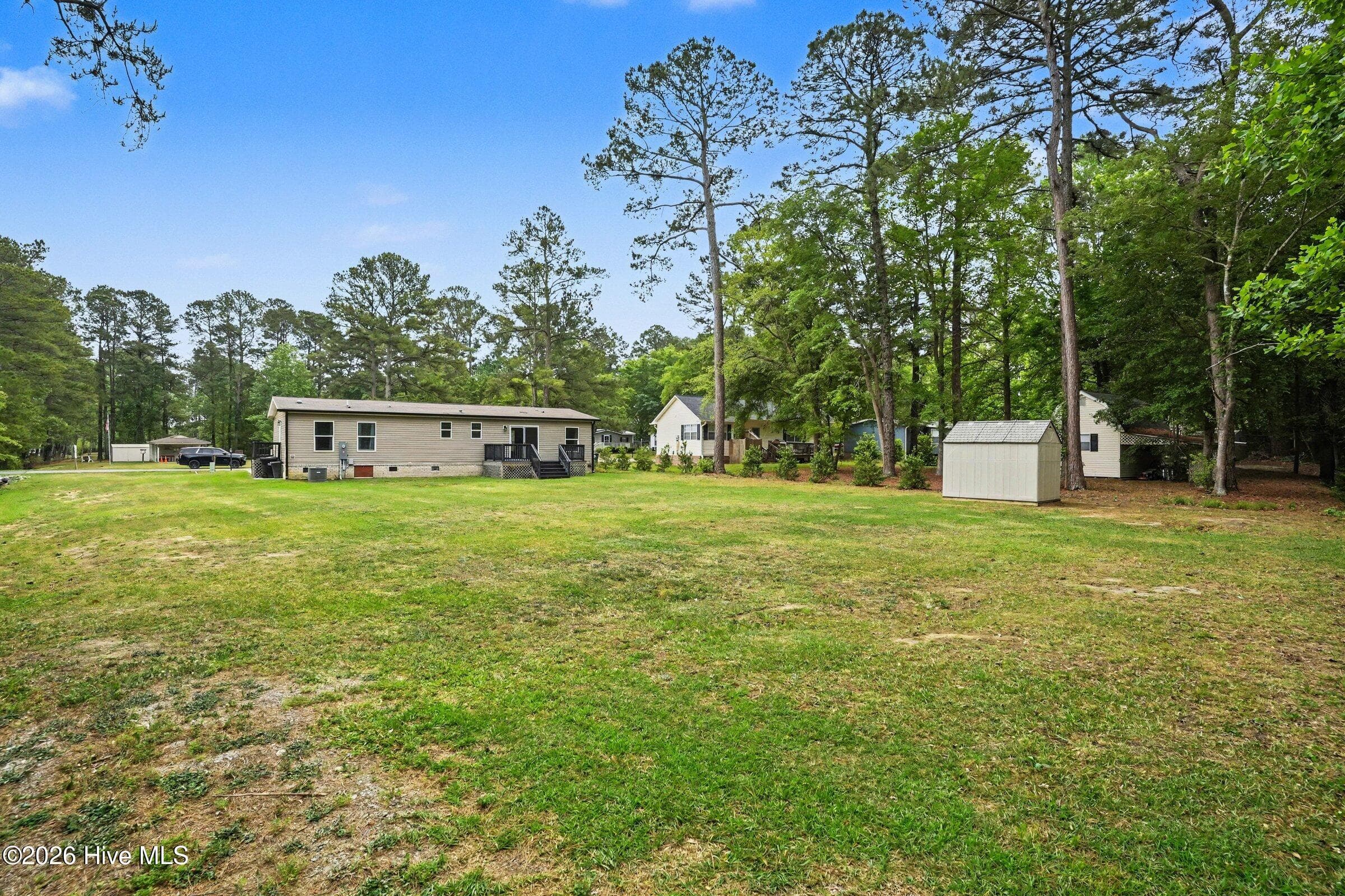 Manufactured Home at 335 Ridgewood Drive NW, Calabash, NC 28467, photo 38 of 39