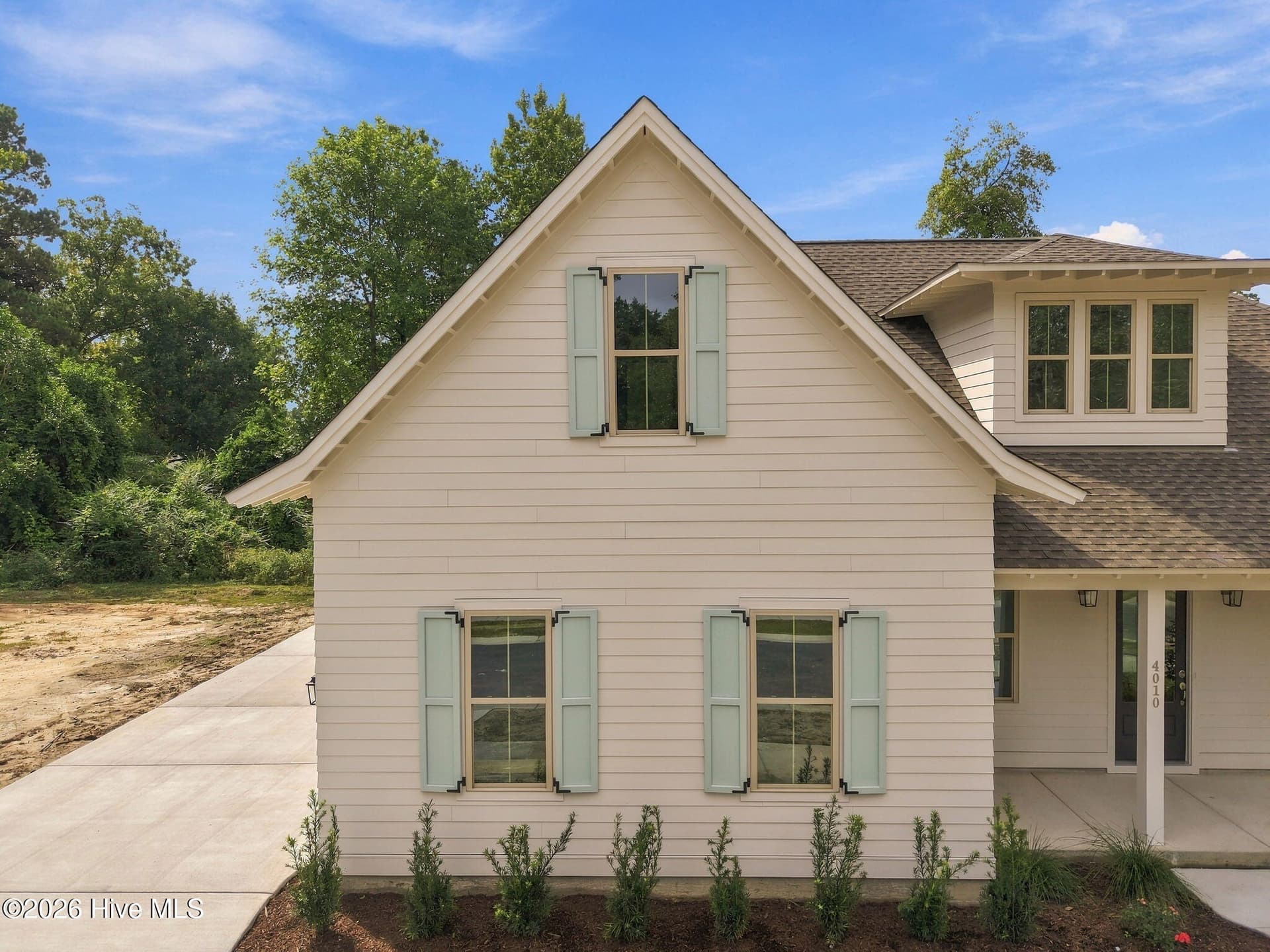 Single Family Residence at 4010 Karma Court, Wilmington, NC 28403, photo 10 of 149
