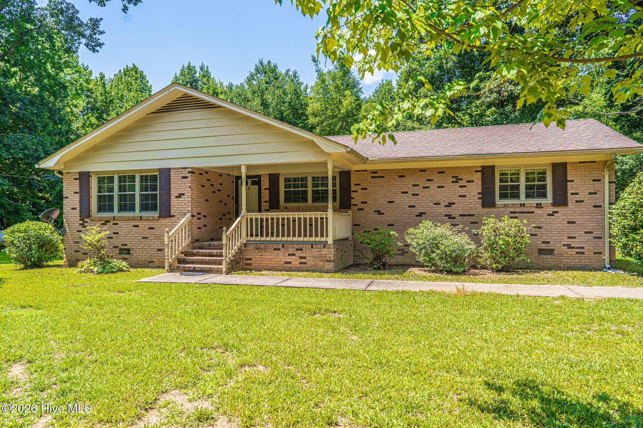 Single Family Residence at 744 Mount Carmel Road, Carthage, NC 28327, photo 2 of 28