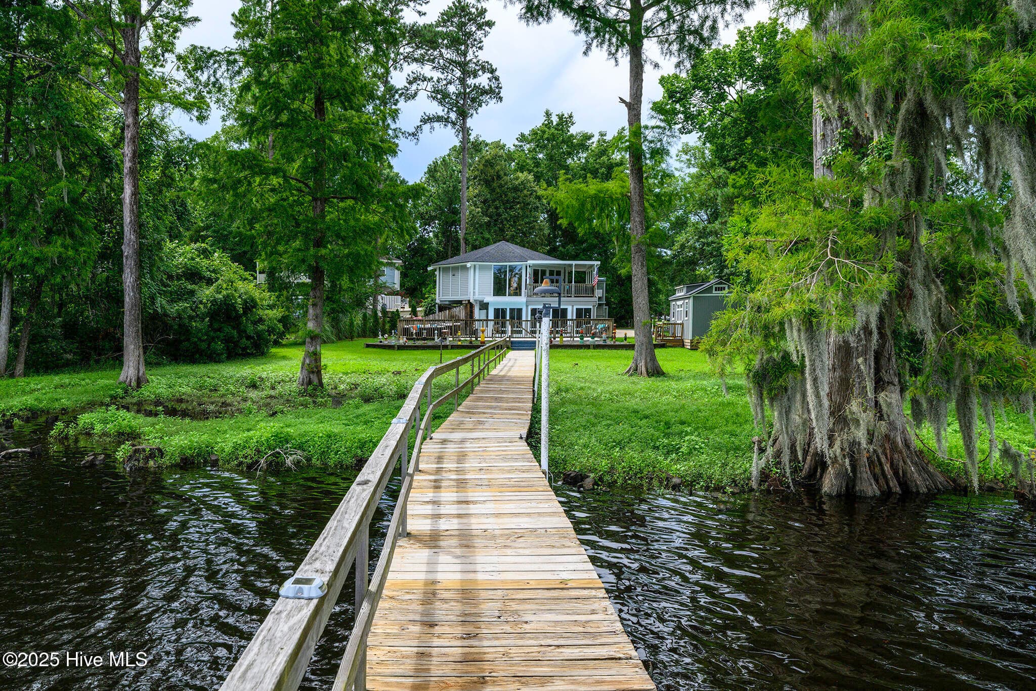 Single Family Residence at 210 Gangplank Road, New Bern, NC 28562, photo 51 of 86