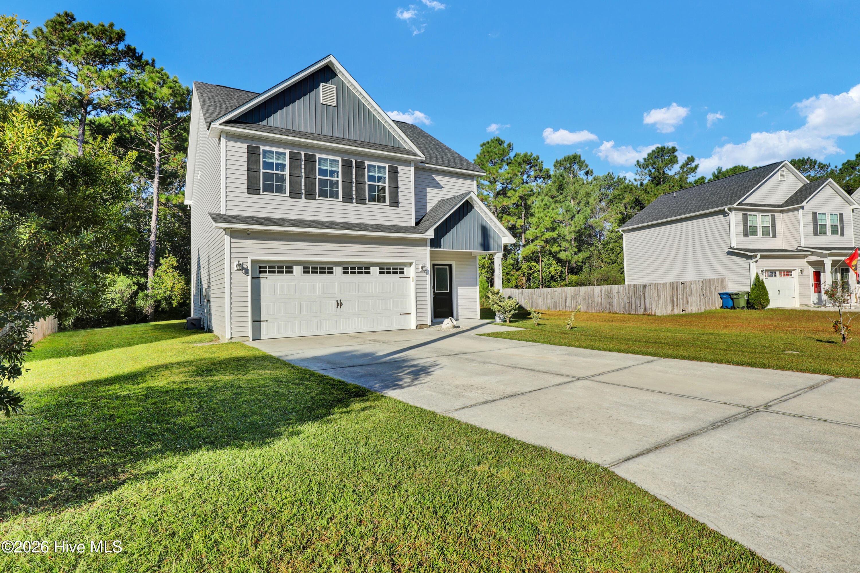 Single Family Residence at 512 Everett Glades, Sneads Ferry, NC 28460, photo 2 of 68