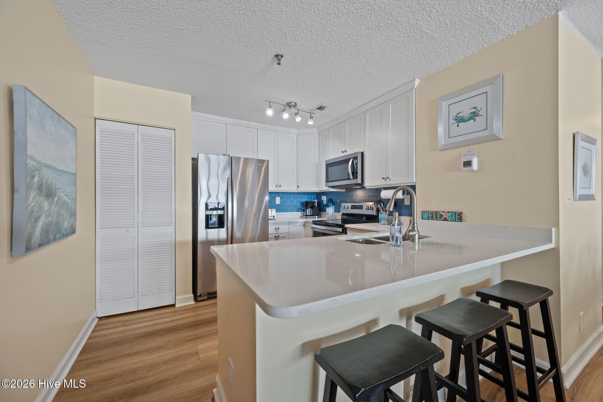 Kitchen - 790 New River Inlet Road 320b, North Topsail Beach, NC 28460
