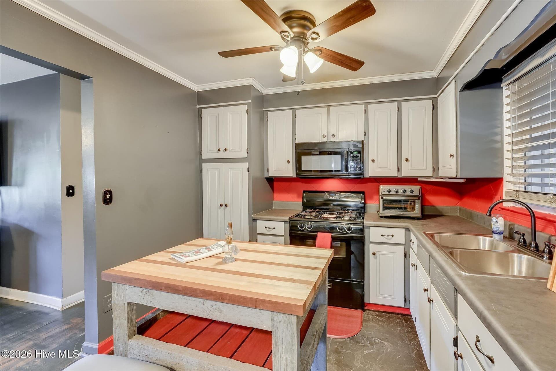 Single Family Residence at 214 Bristol Avenue, Aiken, SC 29801, photo 15 of 39