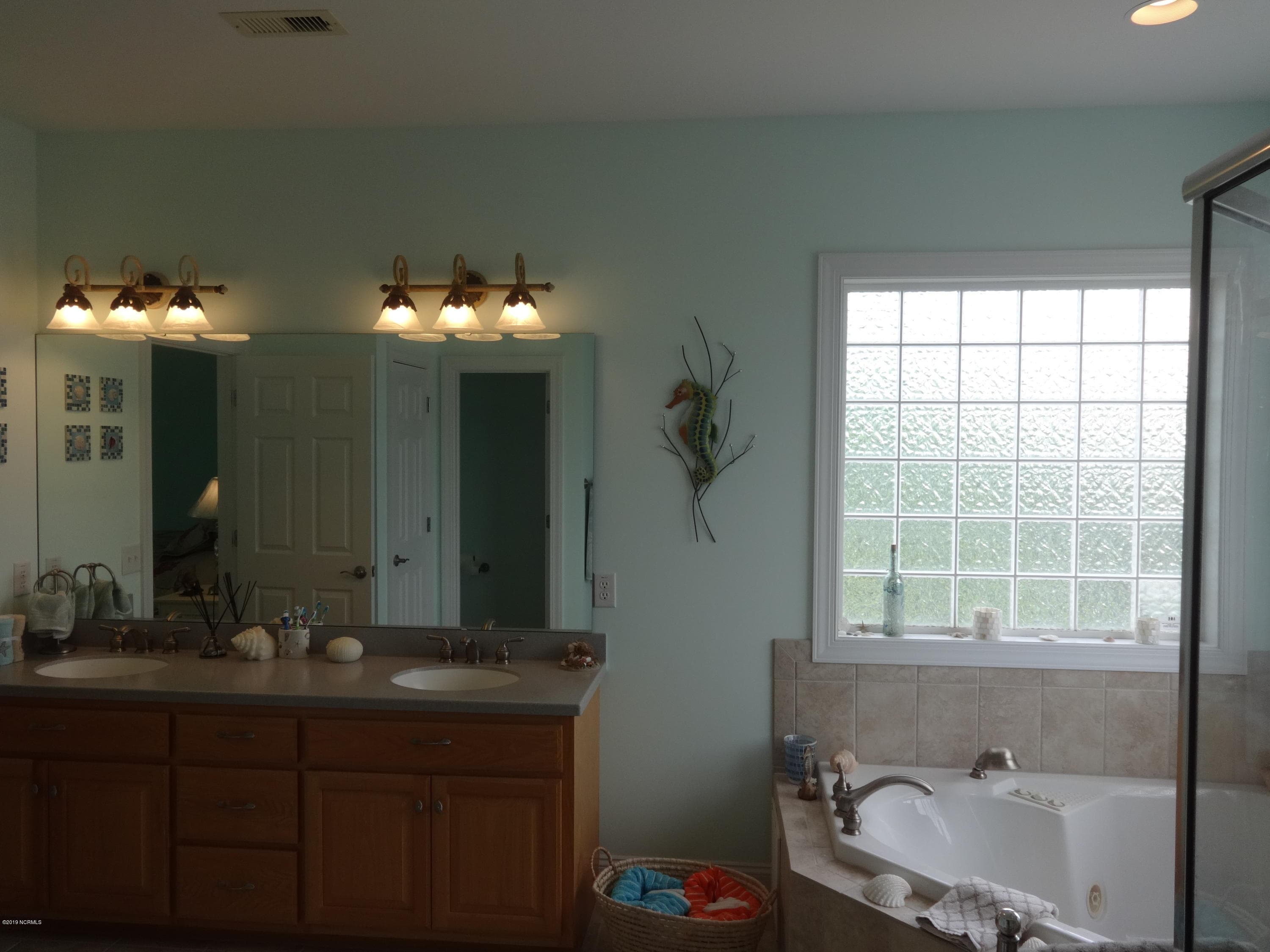 Single Family Residence at 413 Fort Fisher Boulevard N, Kure Beach, NC 28449, Kure Beach, photo 34 of 77