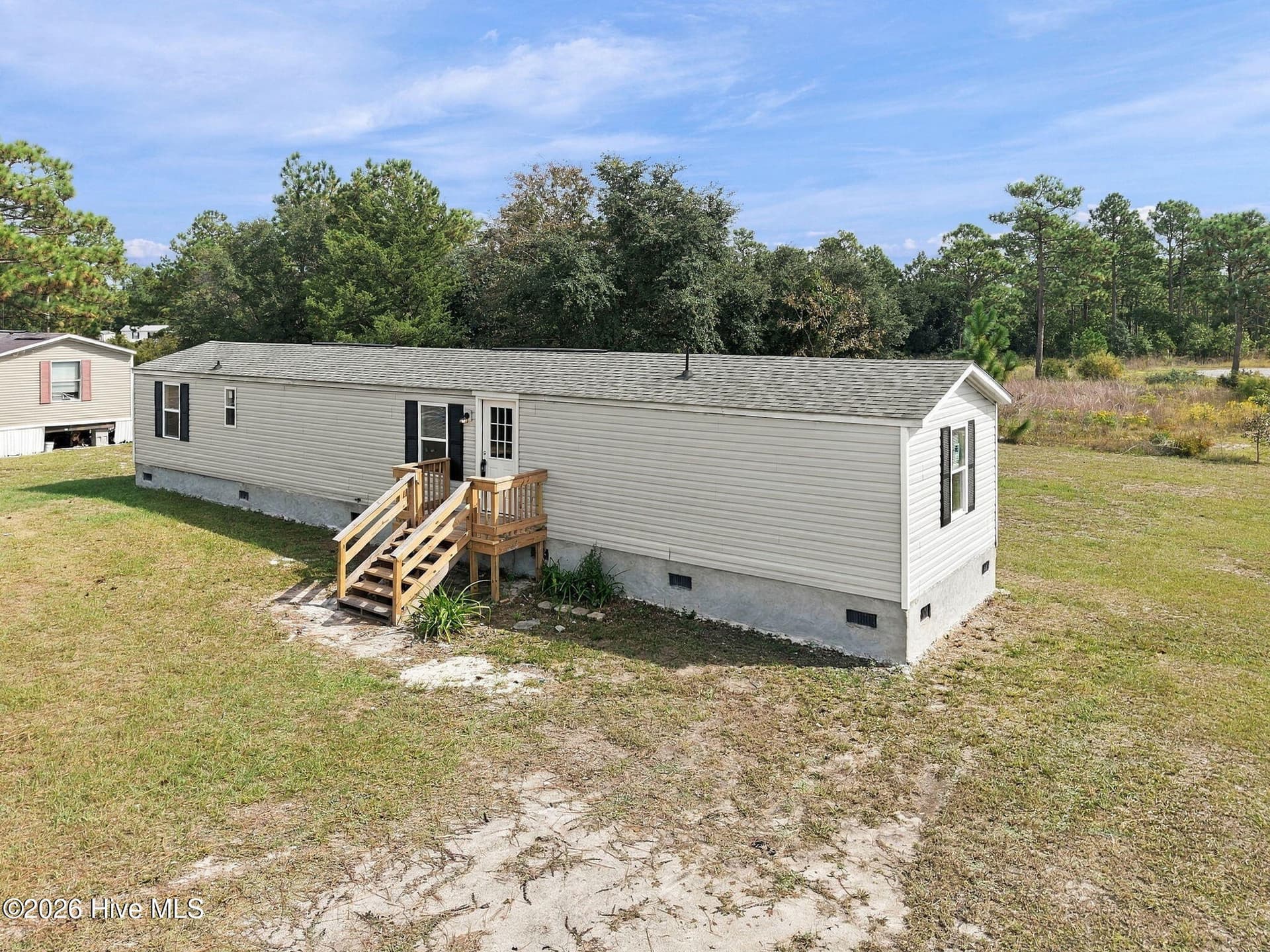 Manufactured Home at 322 N Winchester Lane, Hubert, NC 28539, photo 62 of 65