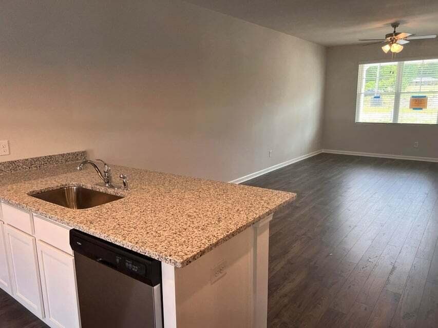 Duplex at 815 Feldspar Manor, Graniteville, SC 29829, photo 10 of 24