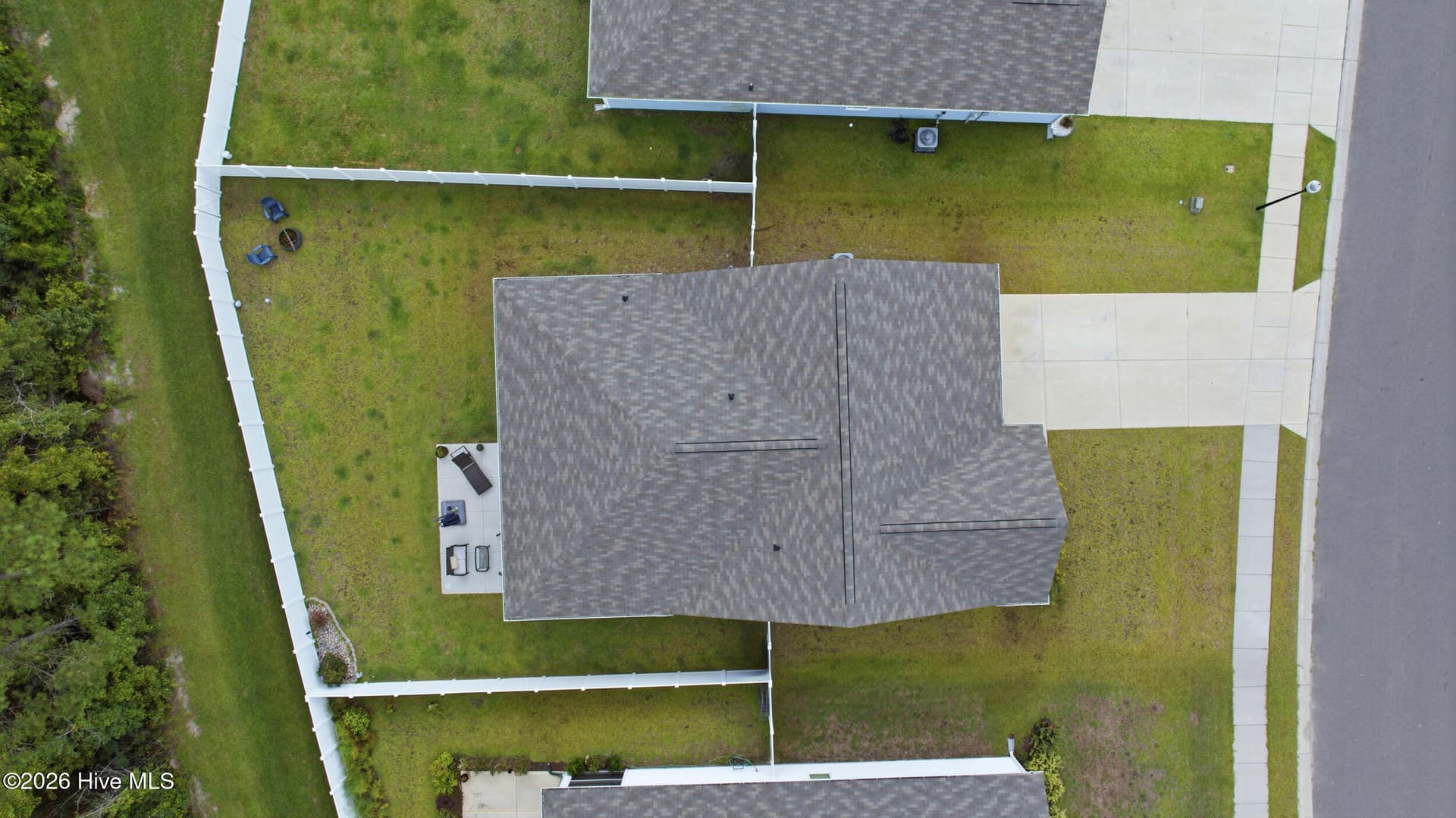 Single Family Residence at 2116 Bella Point Drive SE, Bolivia, NC 28422, photo 18 of 23
