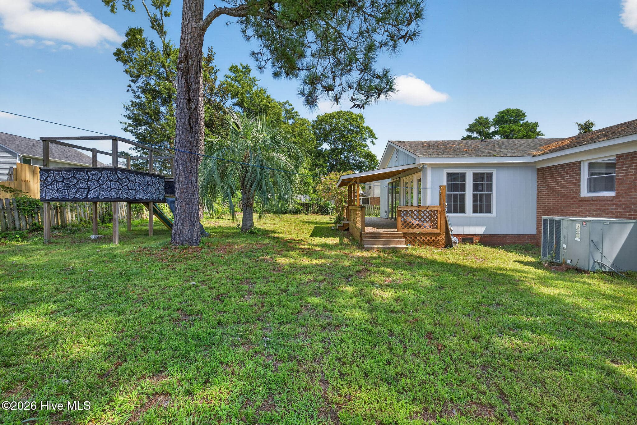 Single Family Residence at 1809 Brierwood Road, Wilmington, NC 28405, photo 7 of 37