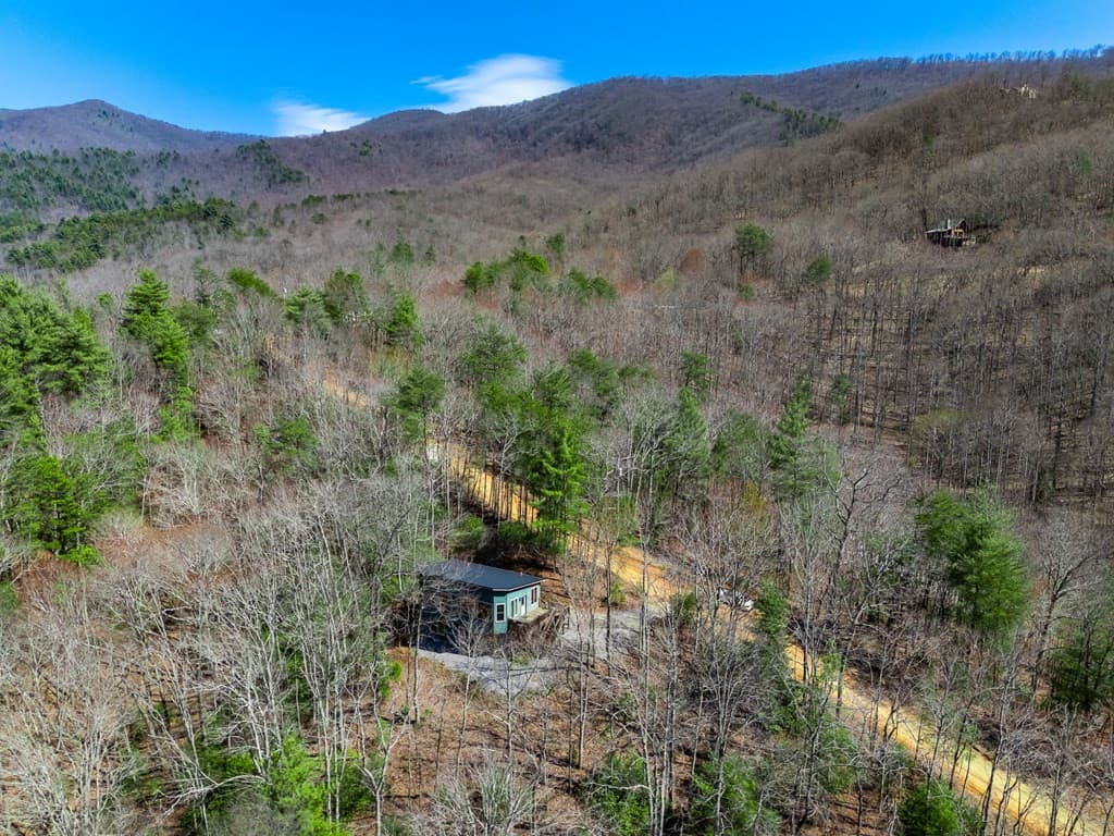 Single Family Residence at 285 Peachtree Mtn Est Road, Murphy, NC 28906, photo 76 of 82