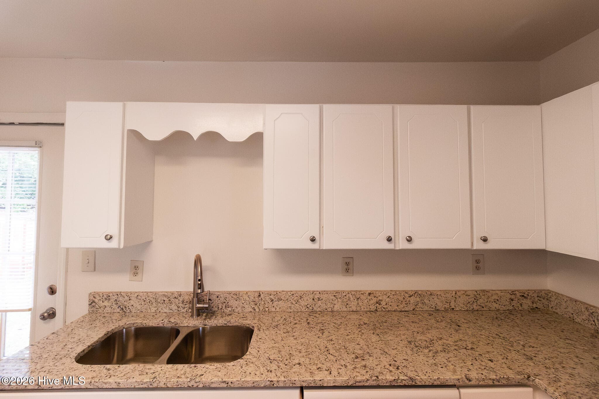 Single Family Residence at 2517 Wrightsboro Road, Augusta, GA 30904, photo 18 of 62