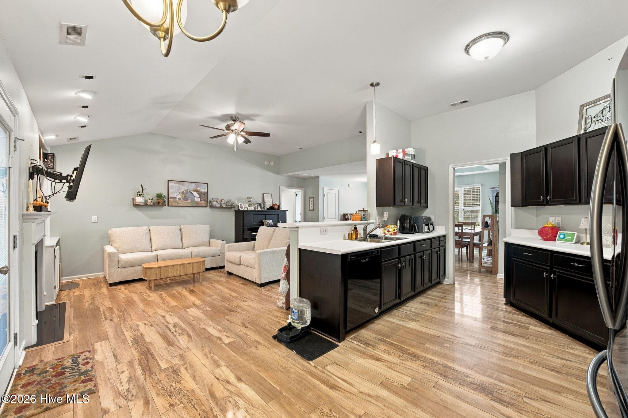 Single Family Residence at 104 Lynden Lane, New Bern, NC 28560, photo 22 of 51