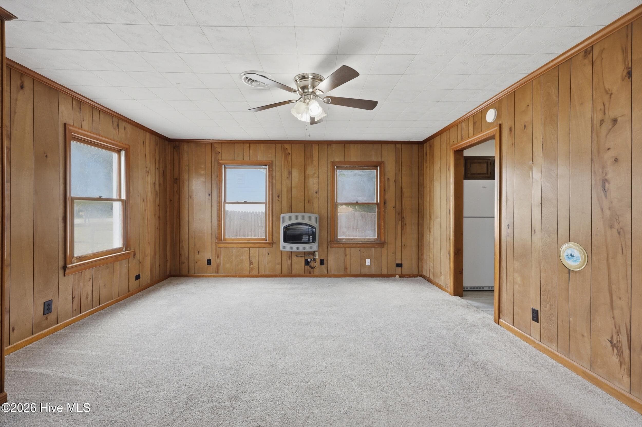 Single Family Residence at 1120 Northside Road, Elizabeth City, NC 27909, photo 4 of 32