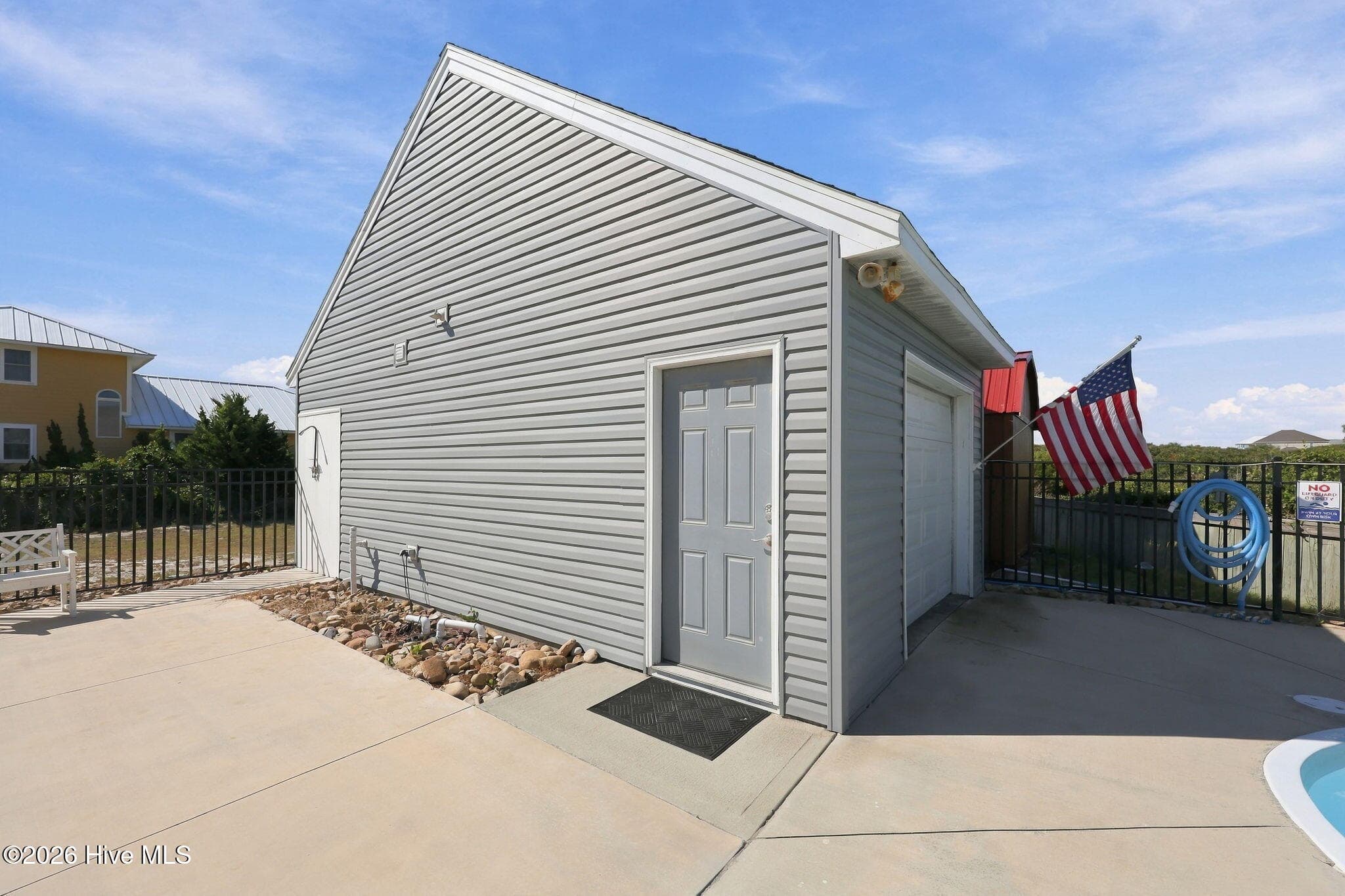 pool house - 203 Hoffman Beach Road, Salter Path, NC 28512