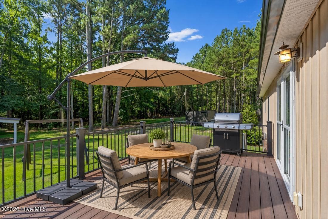Manufactured Home at 206 Tierra Lane, West End, NC 27376, photo 9 of 11