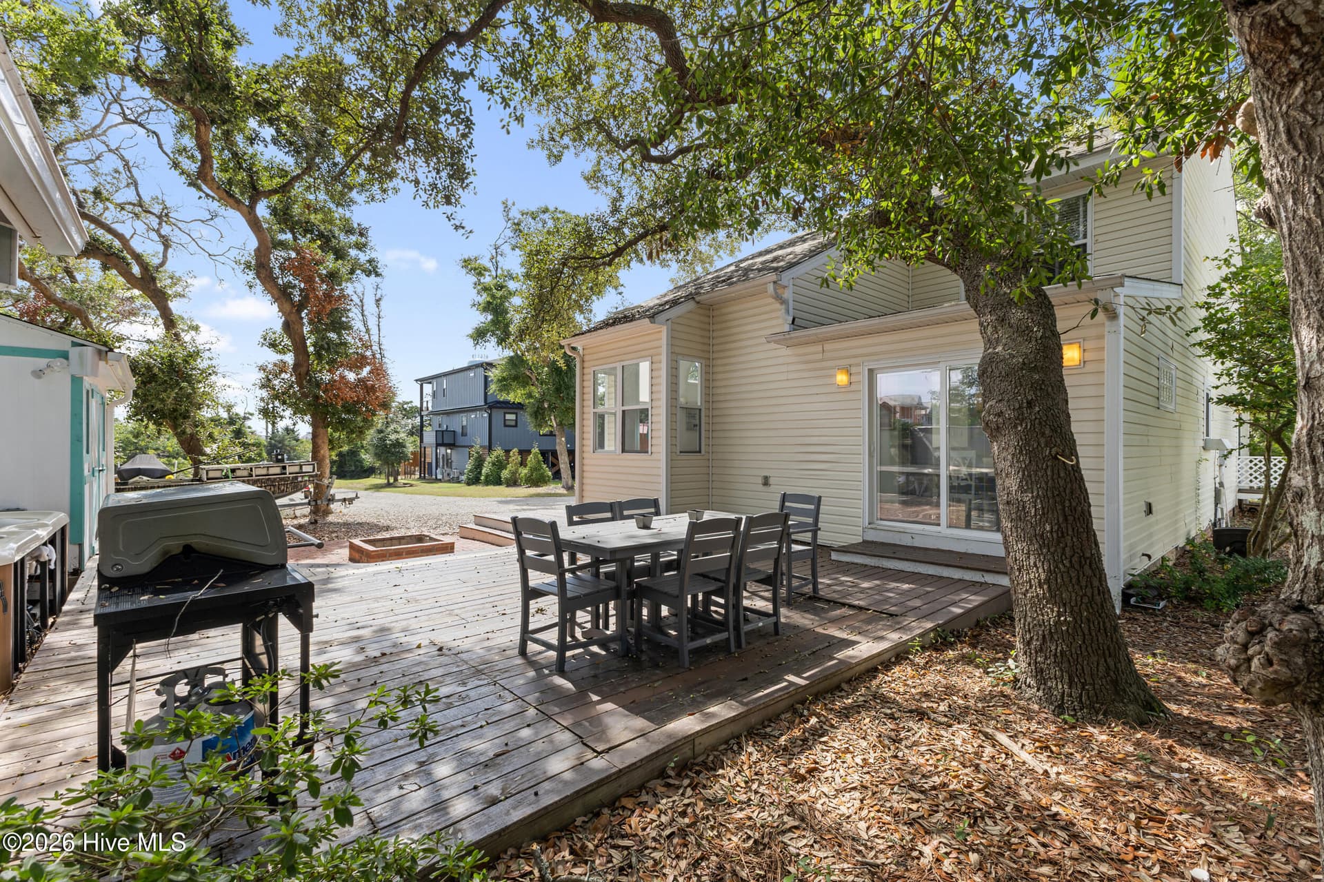 Single Family Residence at 122 SE 2nd Street, Oak Island, NC 28465, photo 28 of 39
