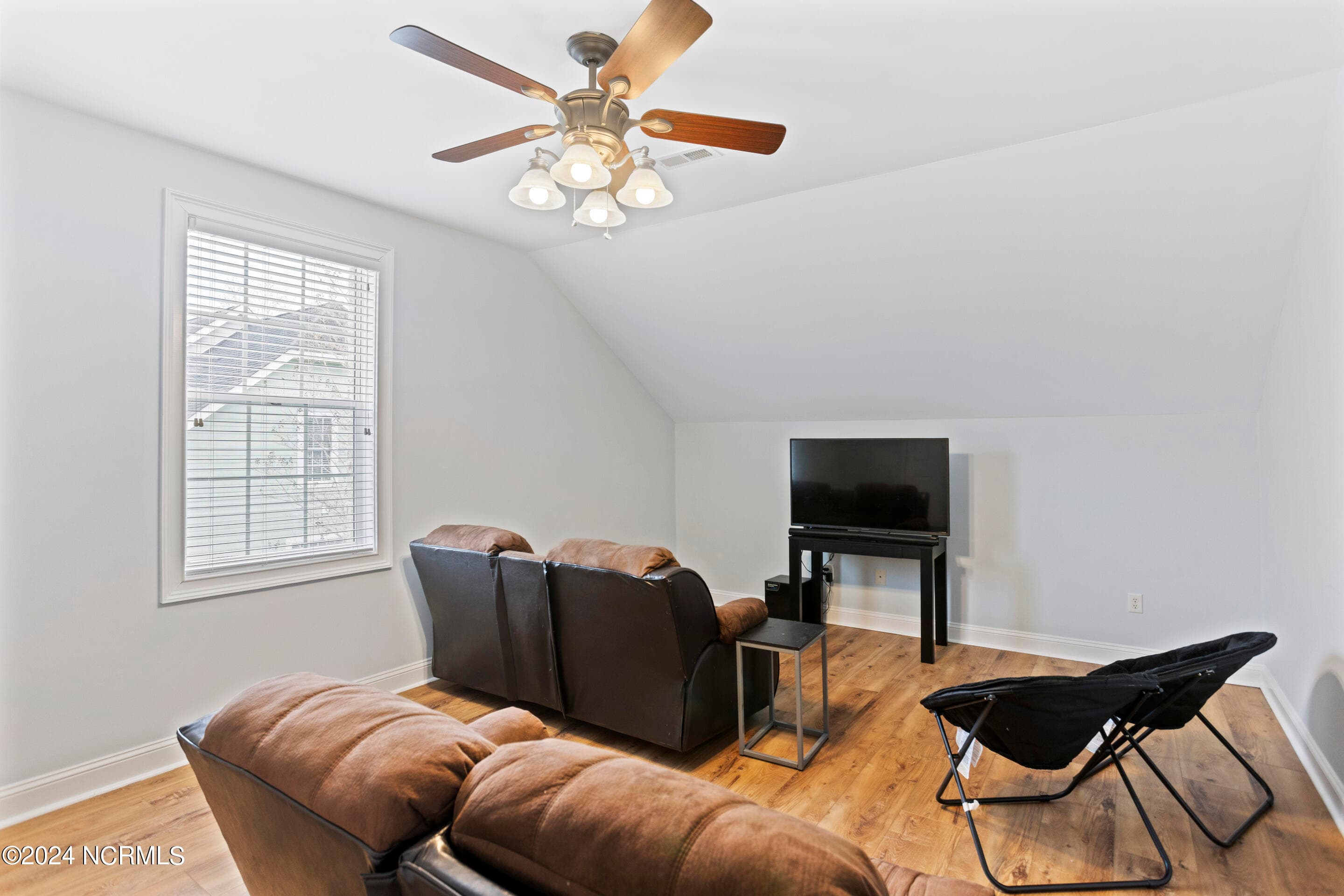 bedroom 4 (upper level) - 10213 Mariners Cove Court, Leland, NC 28451, Leland