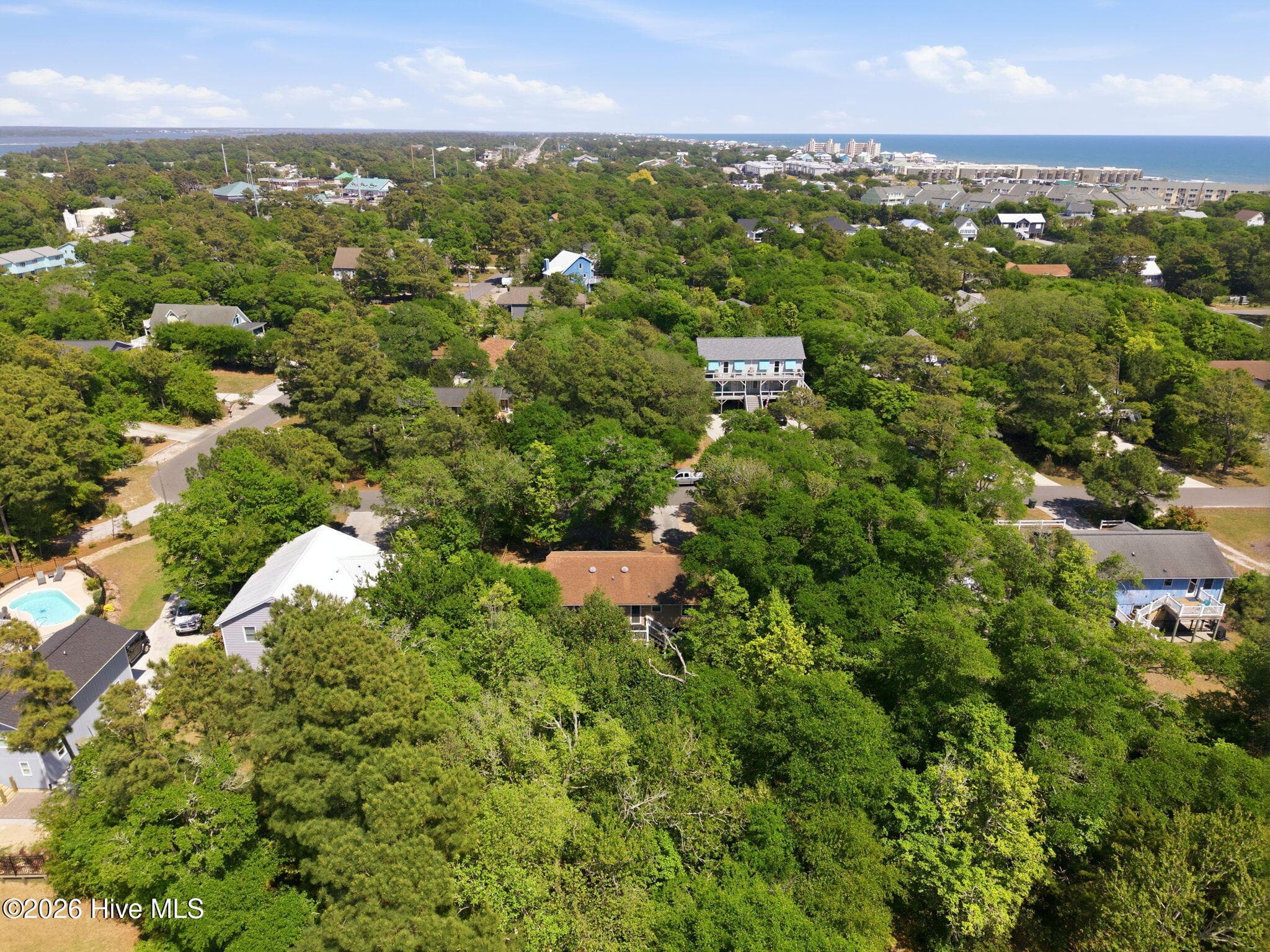 Single Family Residence at 137 Doe Drive, Emerald Isle, NC 28594, photo 12 of 49