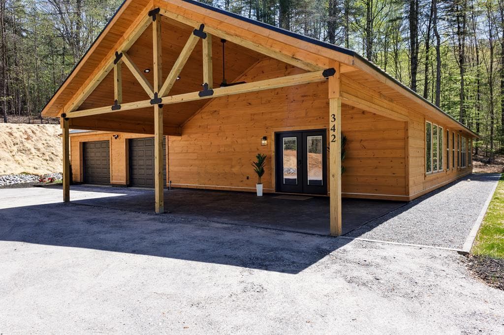 Single Family Residence at 342 Hunter Ridge, Murphy, NC 28906, photo 2 of 82