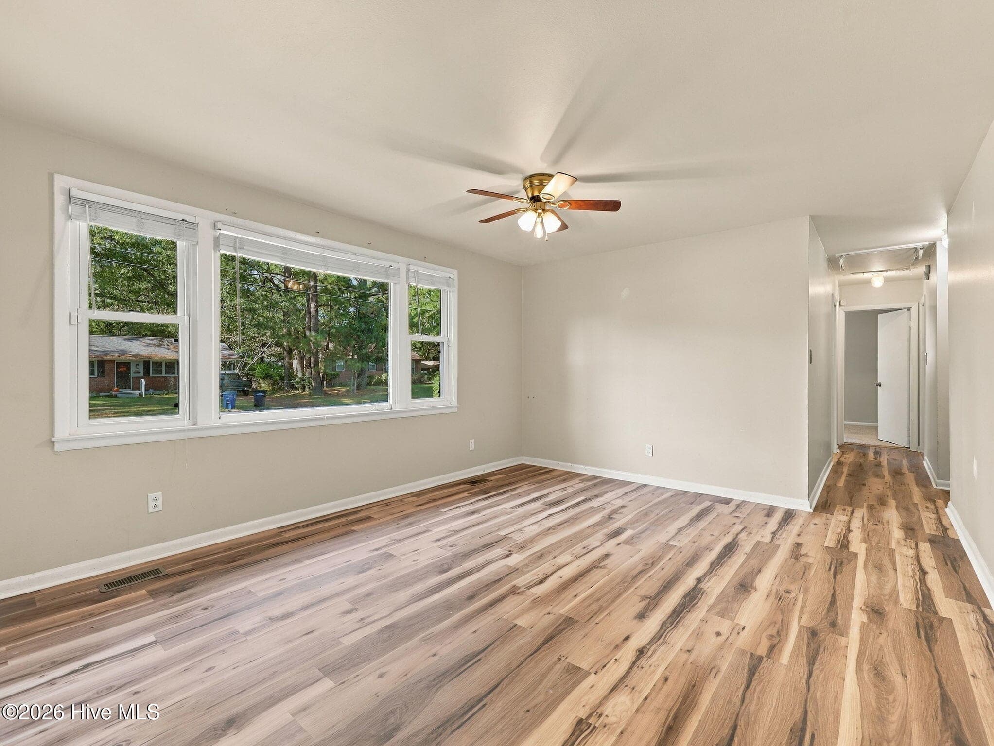 Single Family Residence at 125 Kitt Drive, Jacksonville, NC 28540, Jacksonville, photo 14 of 39