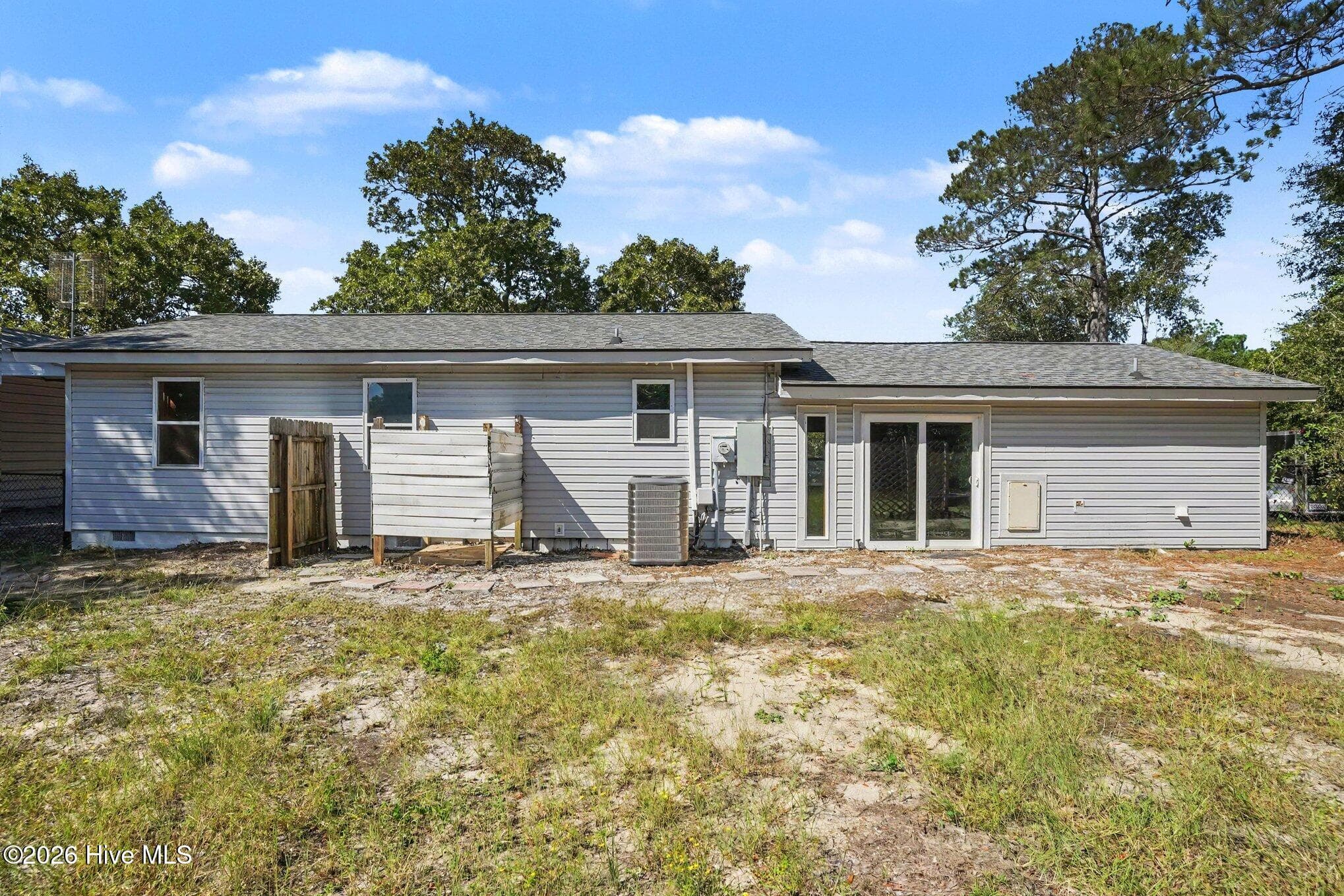 Single Family Residence at 124 N Middleton Avenue, Oak Island, NC 28465, Oak Island, photo 36 of 48