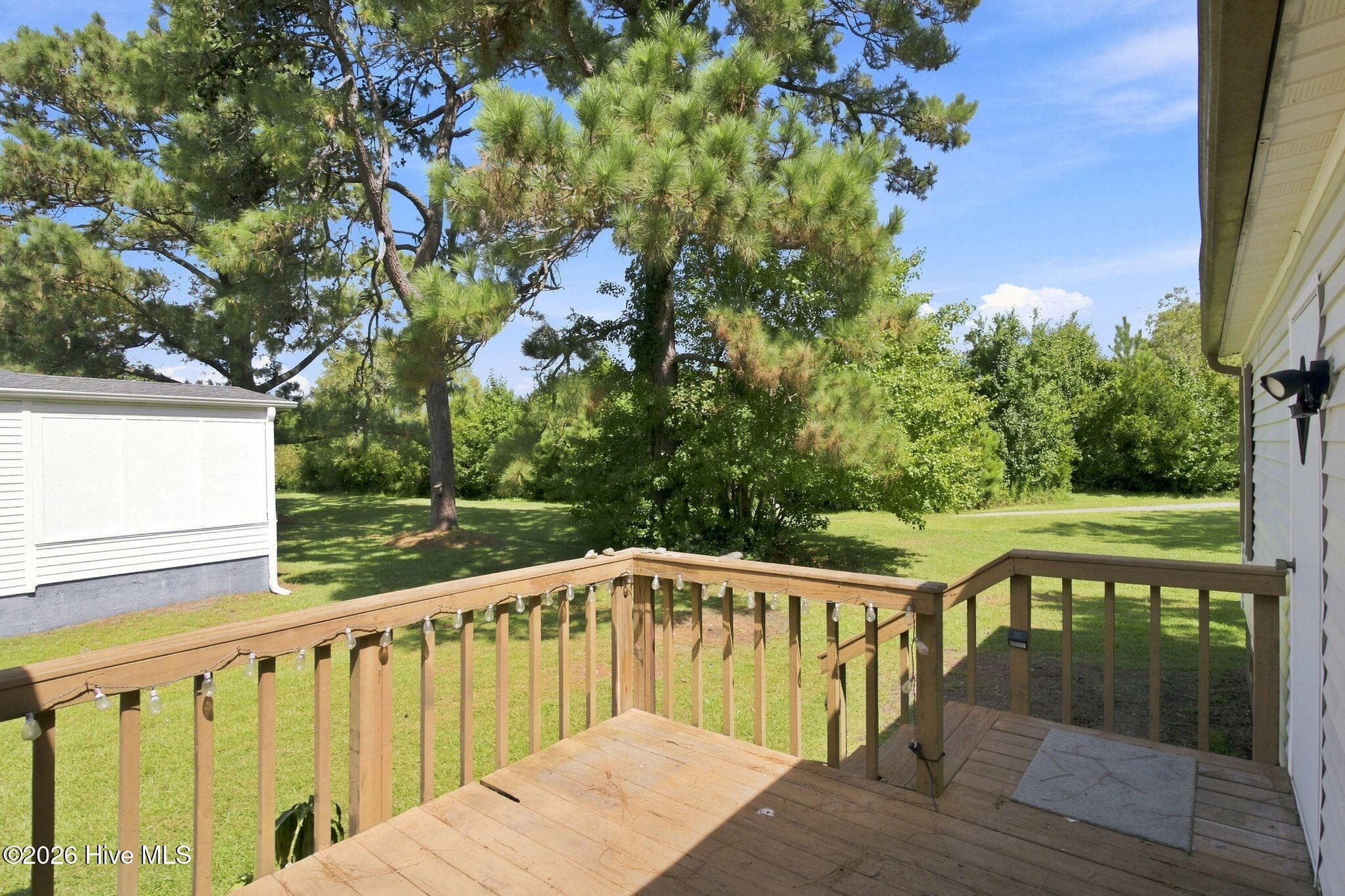 Manufactured Home at 900 Lighthouse Court, Hampstead, NC 28443, photo 39 of 44