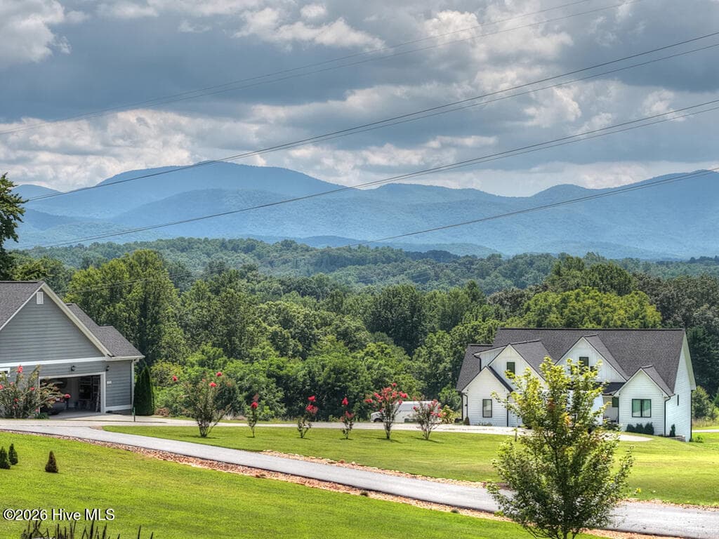Single Family Residence at 93 Whisperwood Trail, Blairsville, GA 30512, photo 2 of 45
