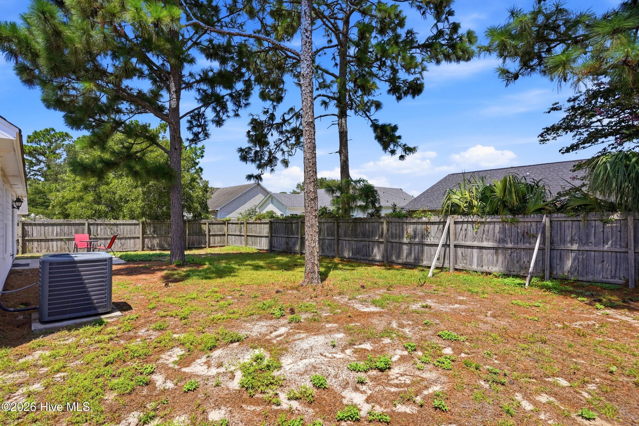 Single Family Residence at 619 Glenarthur Drive, Wilmington, NC 28412, photo 3 of 3