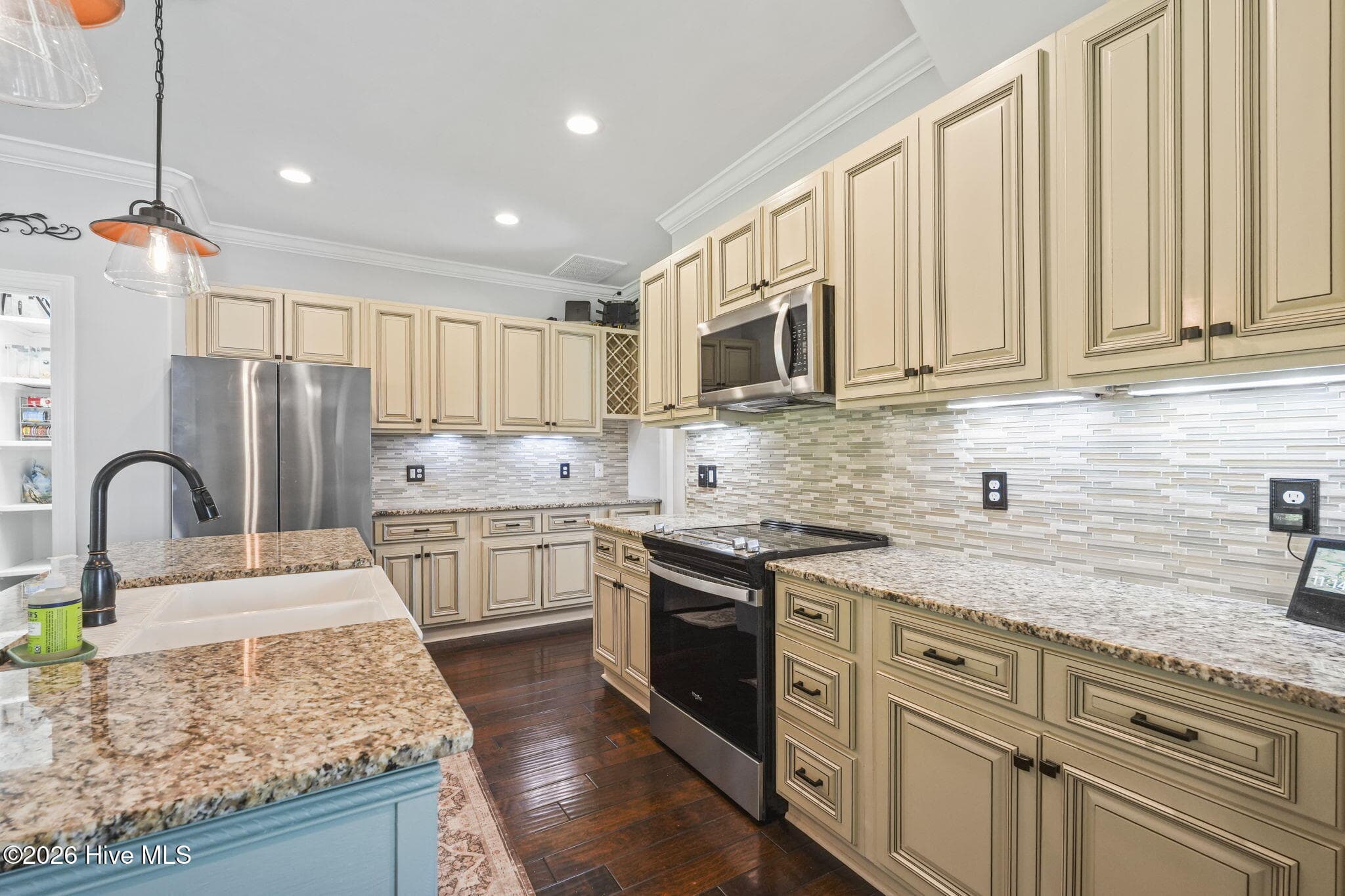 Single Family Residence at 749 Pickering Drive NW, Calabash, NC 28467, photo 9 of 48