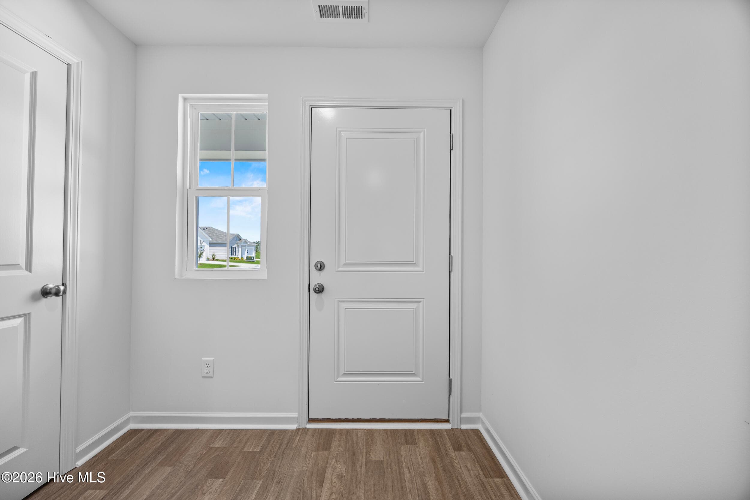 Single Family Residence at 181 Brookfield Branch Road 12, Hampstead, NC 28443, photo 7 of 38