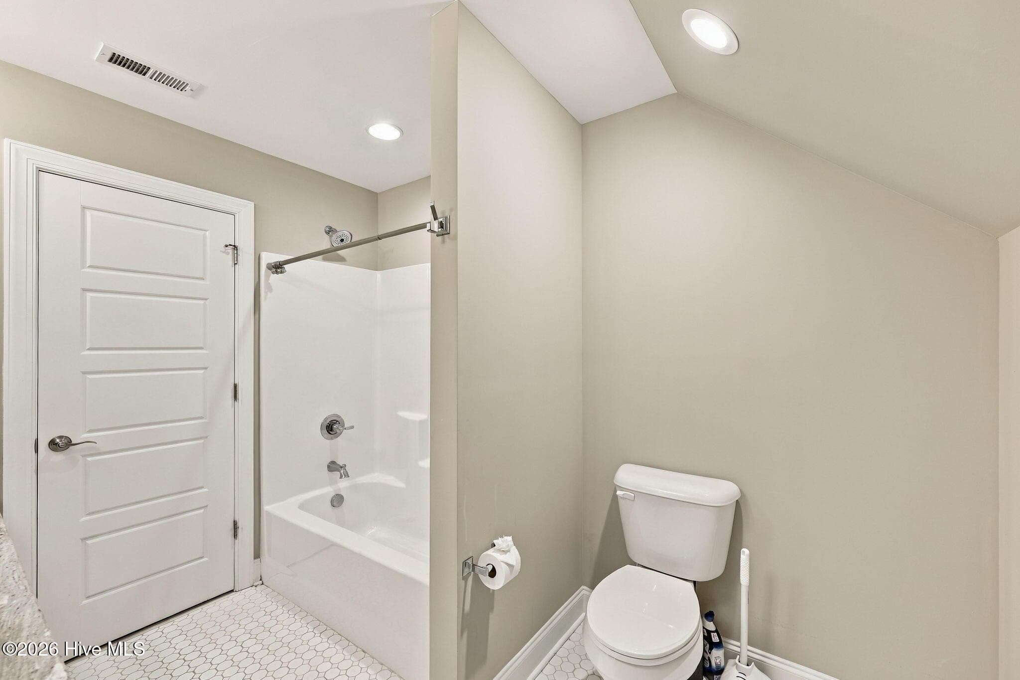 Single Family Residence at 28 Bedford Circle, Pinehurst, NC 28374, Pinehurst, photo 32 of 51