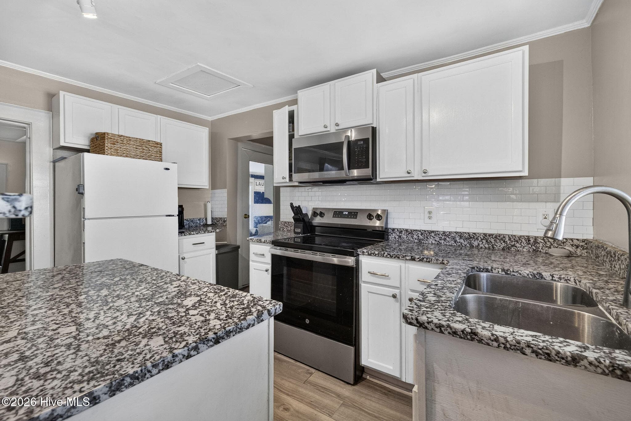 Single Family Residence at 1822 Waddell Street, Wilmington, NC 28401, photo 10 of 59