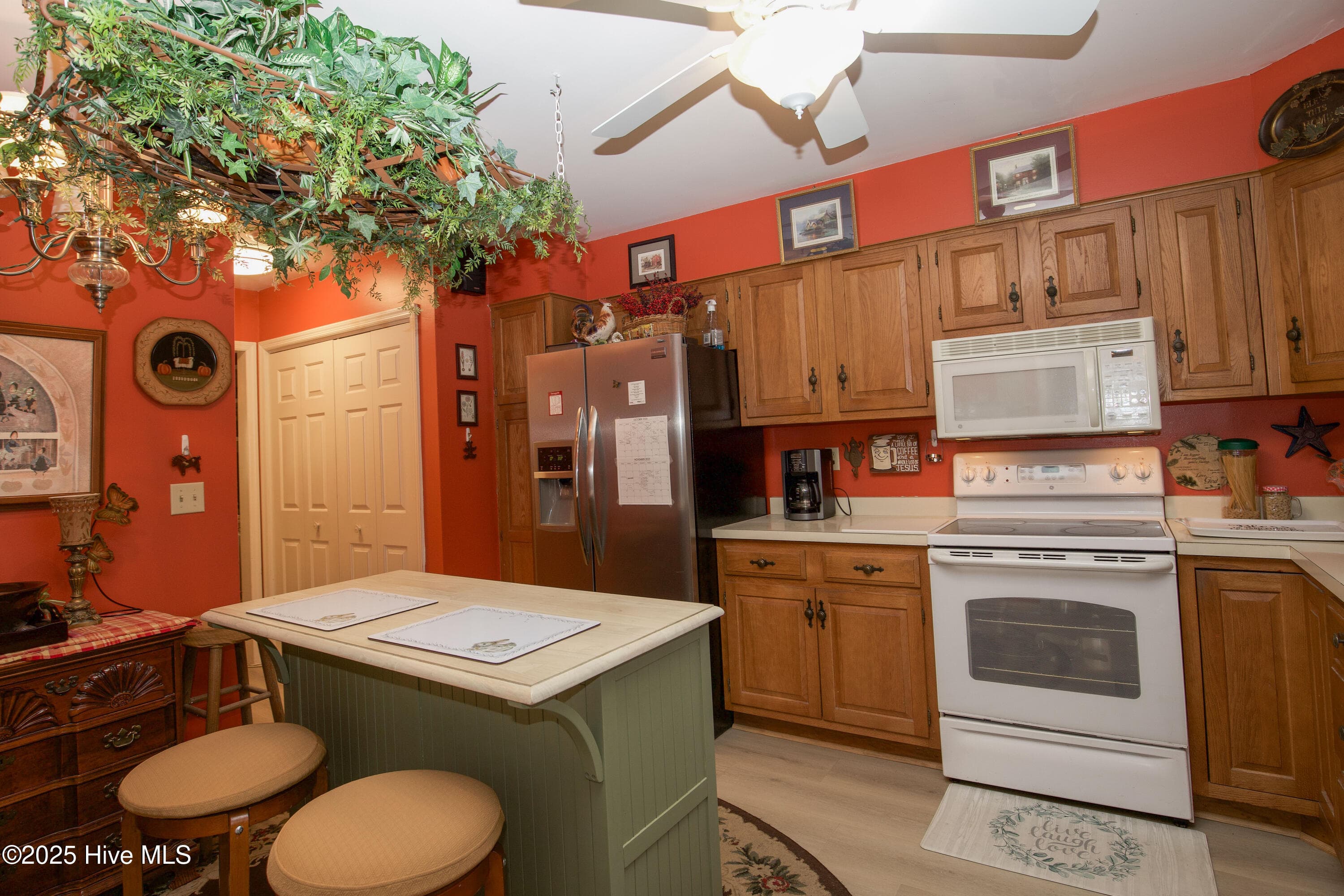 Townhouse at 642 Redwood Drive, Southern Pines, NC 28387, photo 3 of 4
