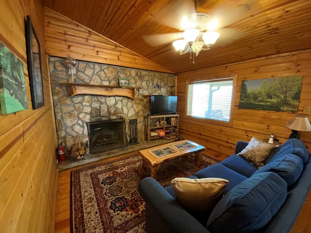21027 Wayah Road, Nantahala, NC 28781