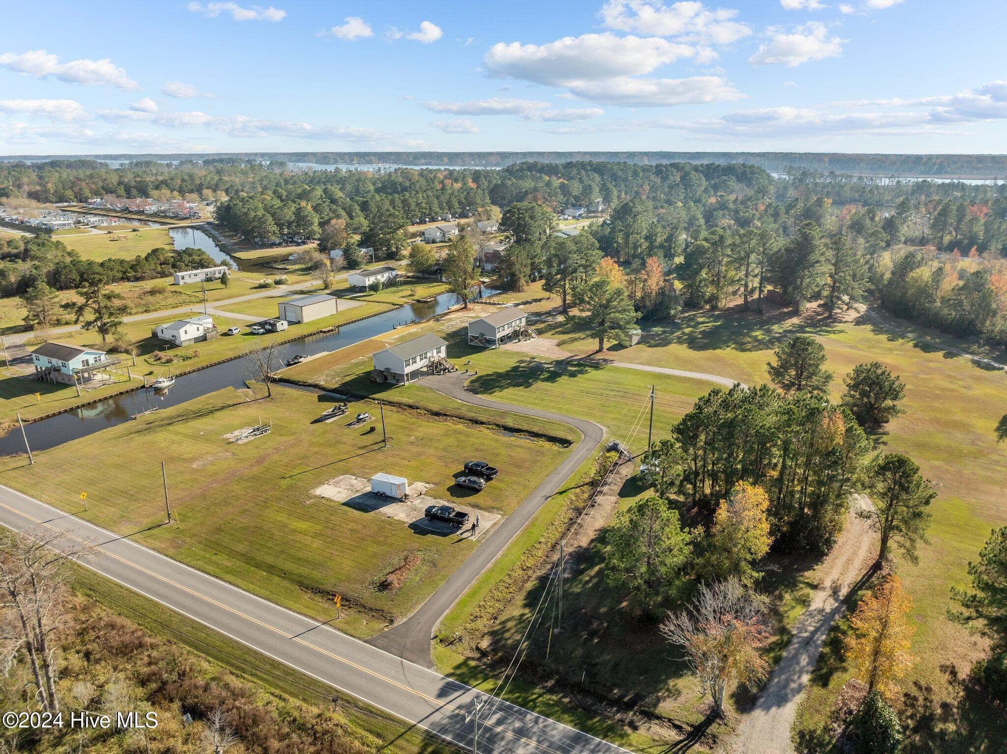 Single Family Residence at 1134 Whichards Beach Road, Chocowinity, NC 27817, photo 31 of 46