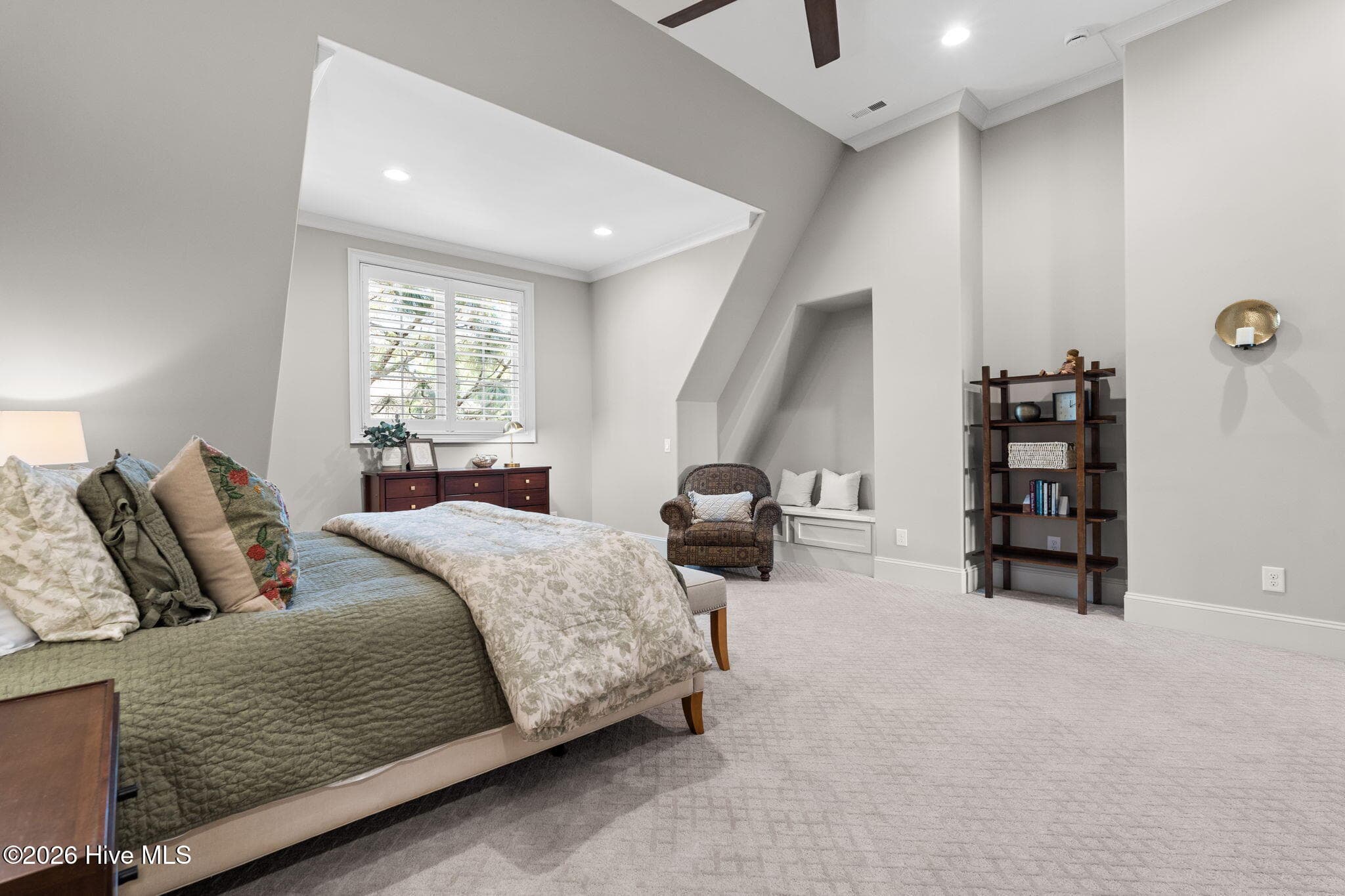 Single Family Residence at 3178 Moss Hammock Wynd, Southport, NC 28461, photo 5 of 14