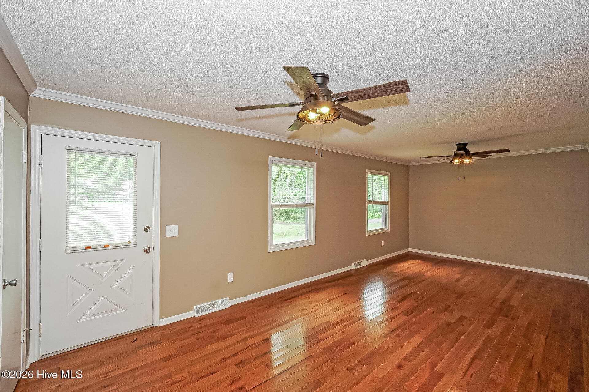 Single Family Residence at 244 Brookside Drive, NC 28651, photo 6 of 10